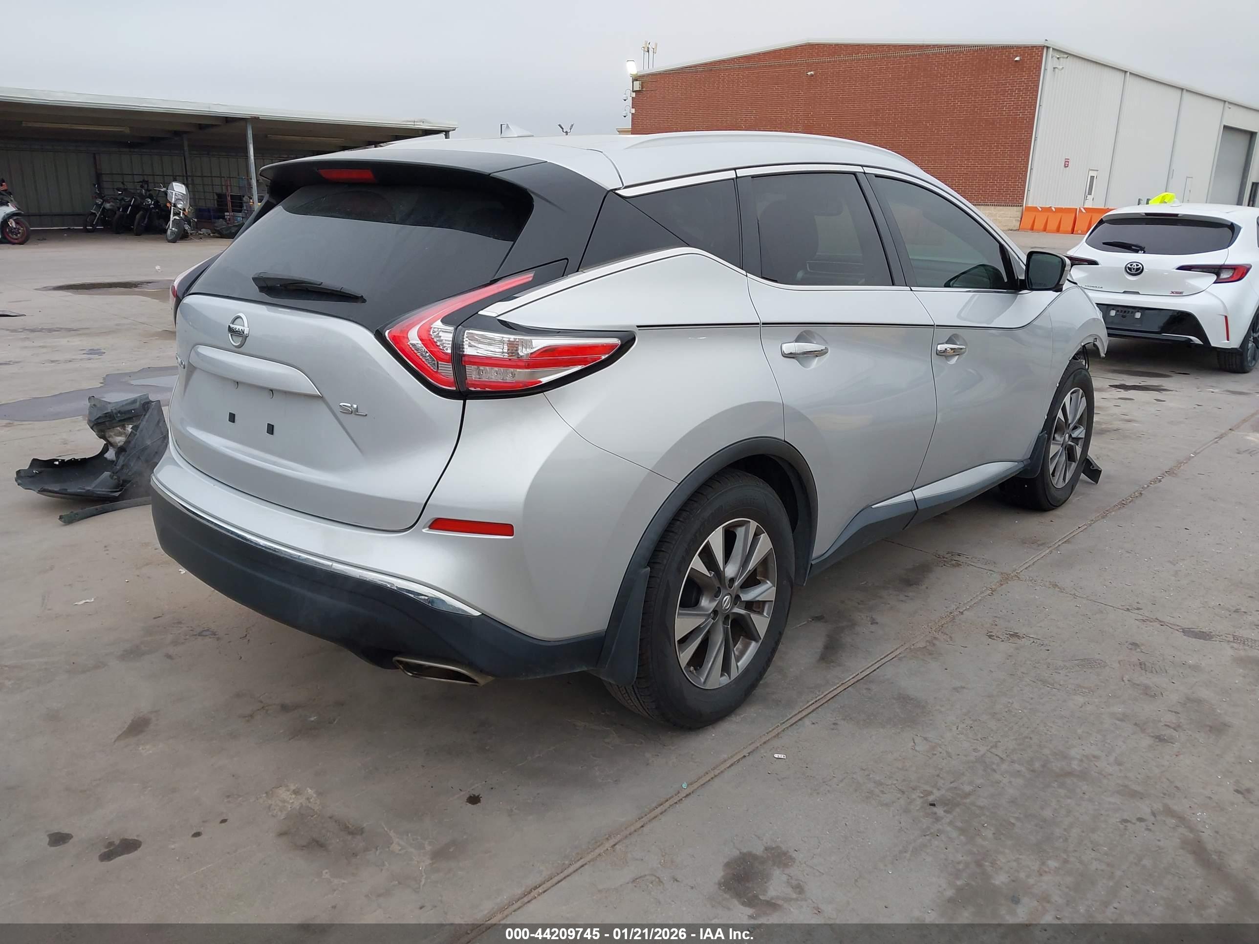 NISSAN MURANO image 4
