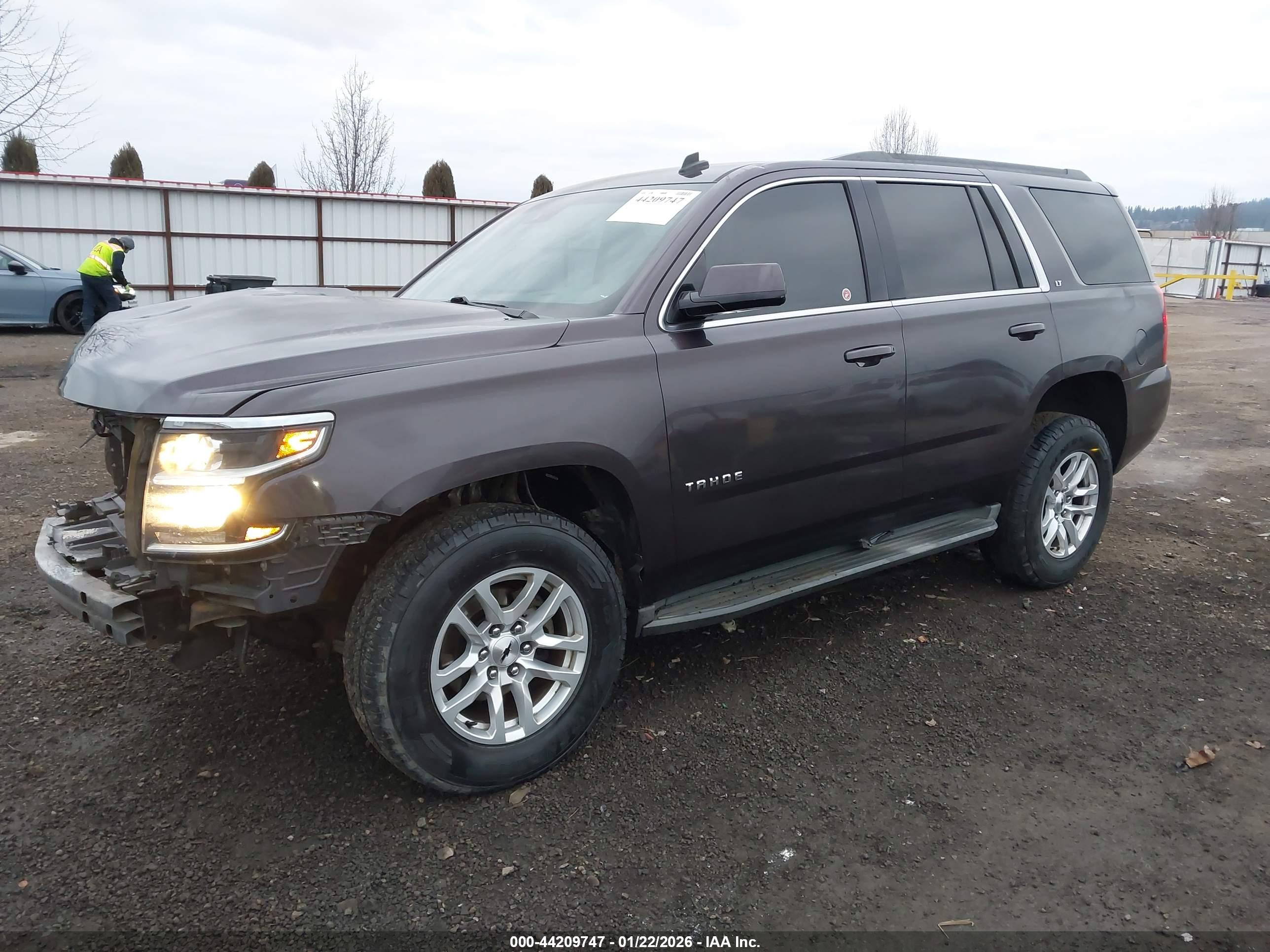 CHEVROLET TAHOE image 2