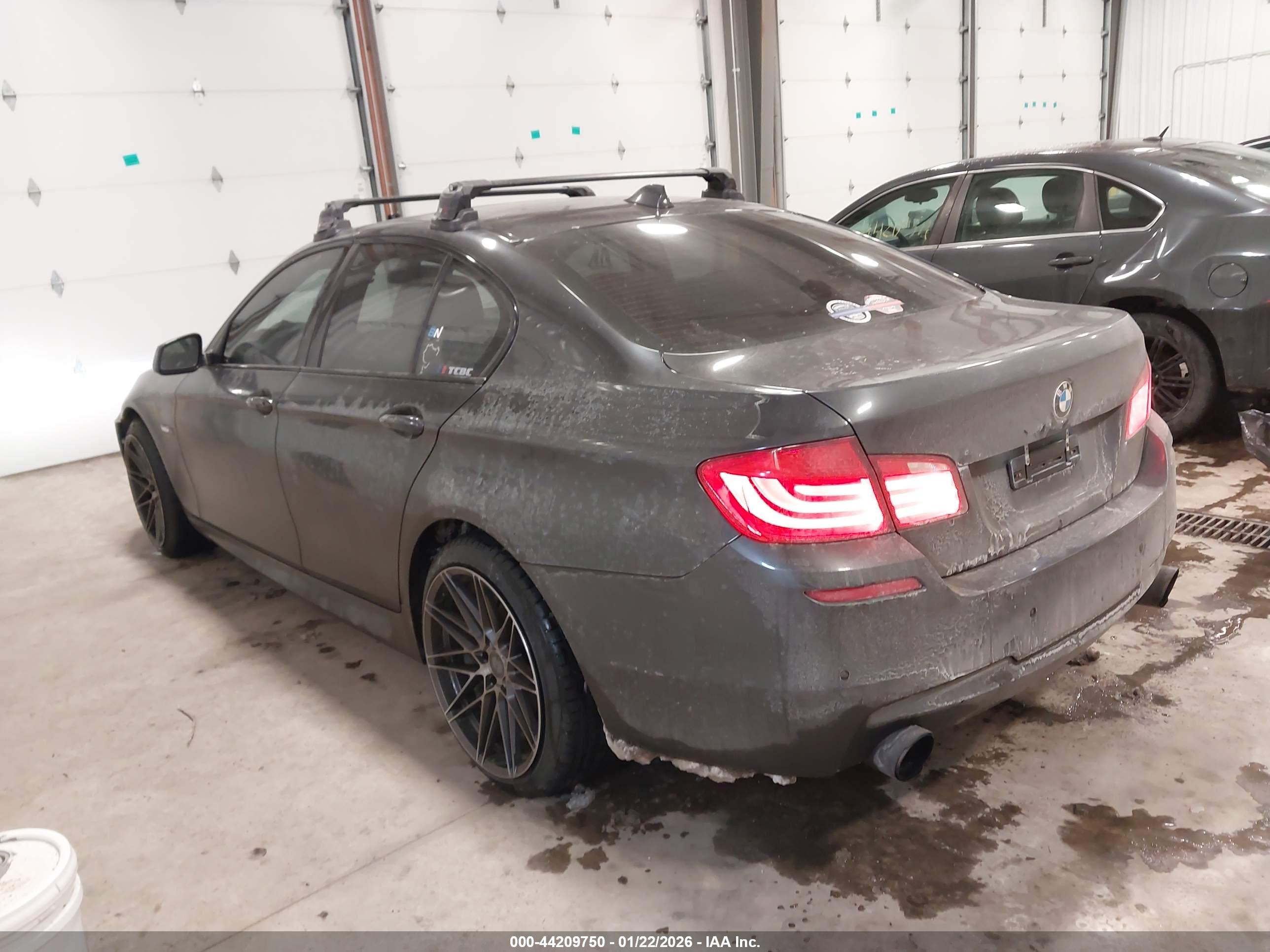 BMW 535I image 3