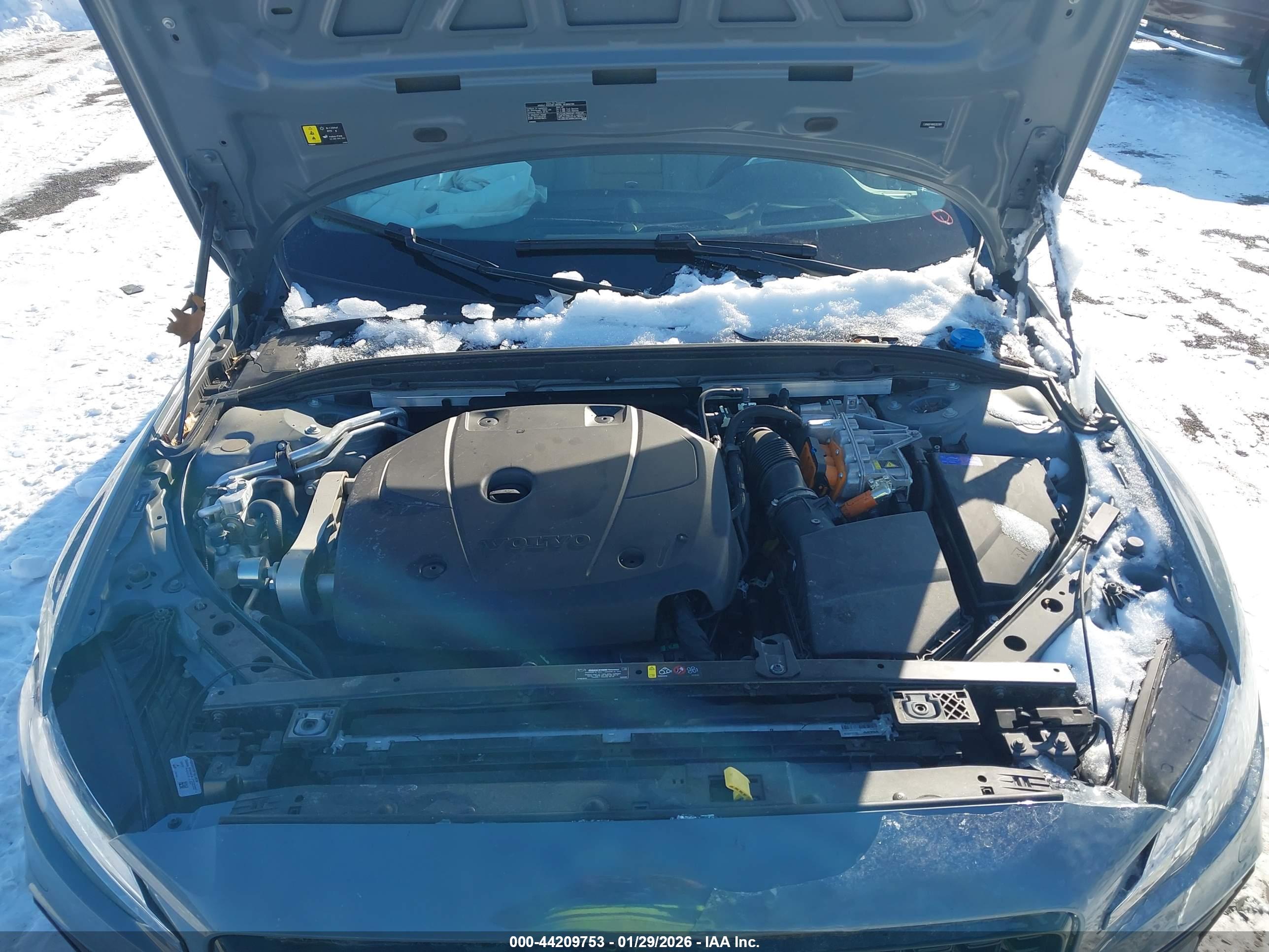 VOLVO S60 image 10