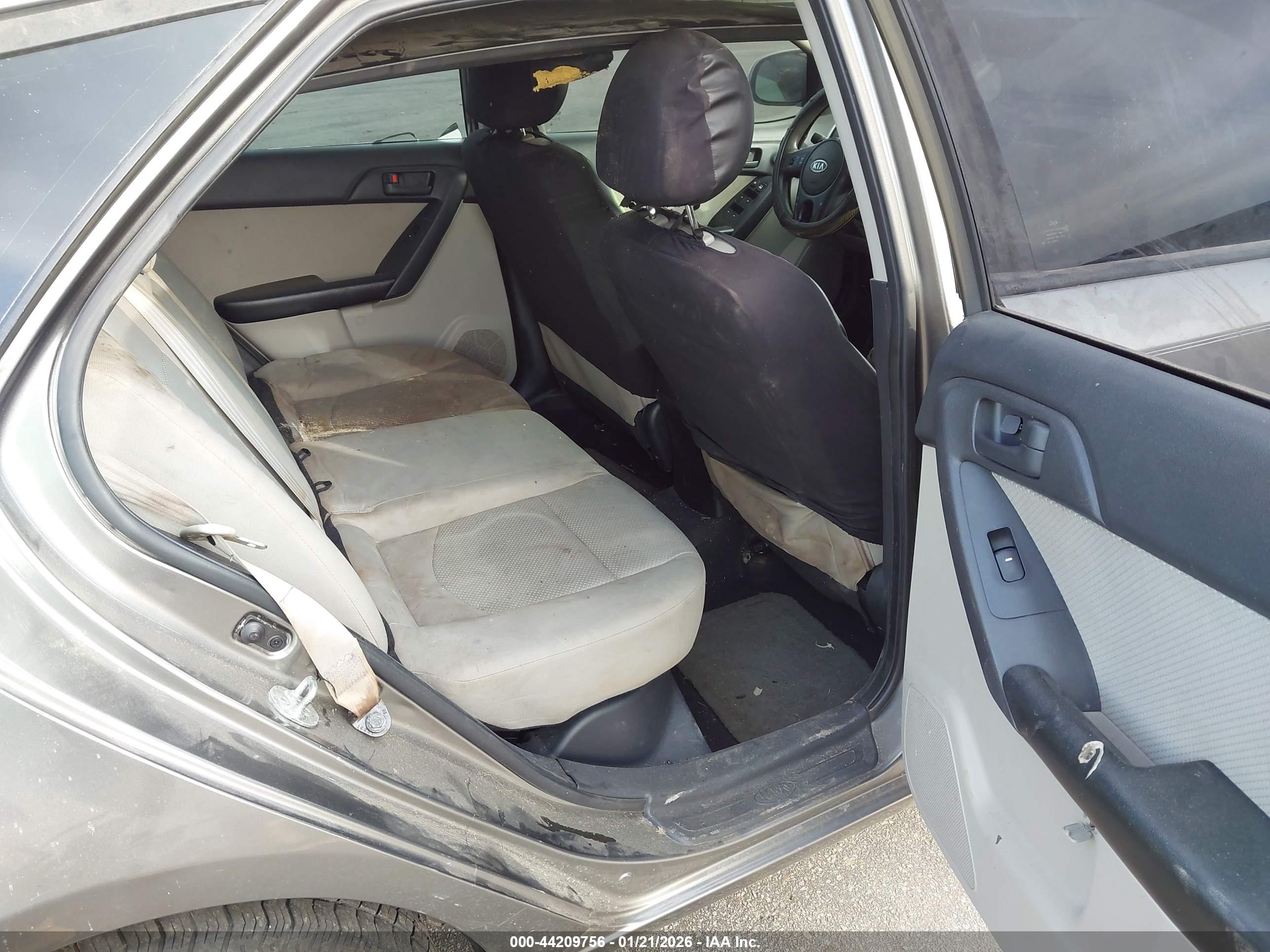KIA FORTE image 8