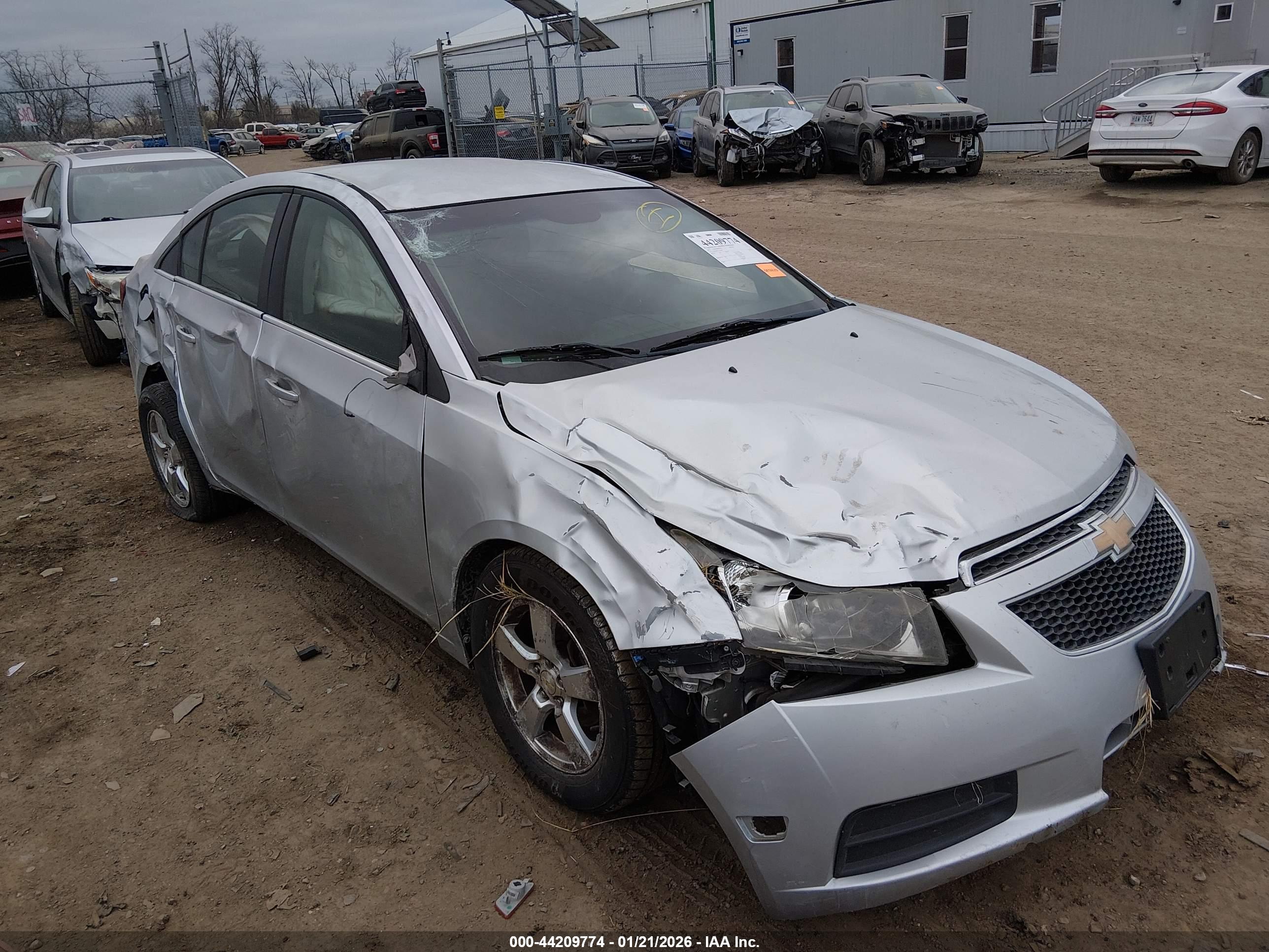 CHEVROLET CRUZE image 6