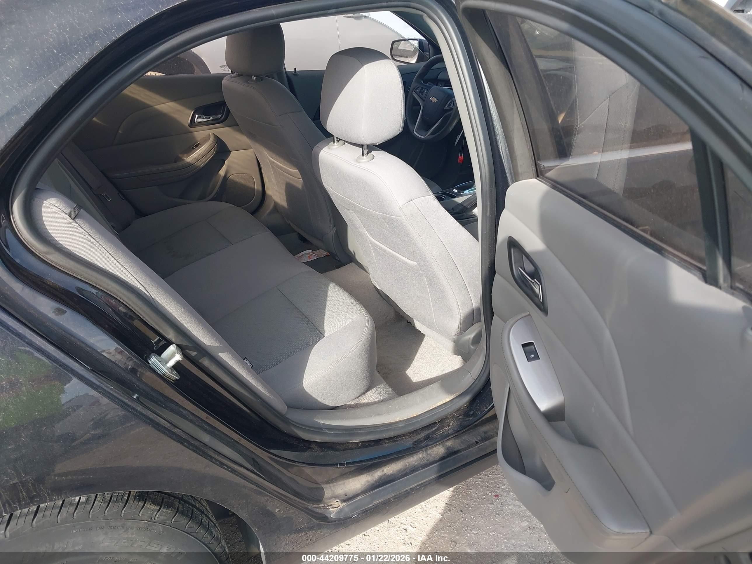 CHEVROLET MALIBU image 8