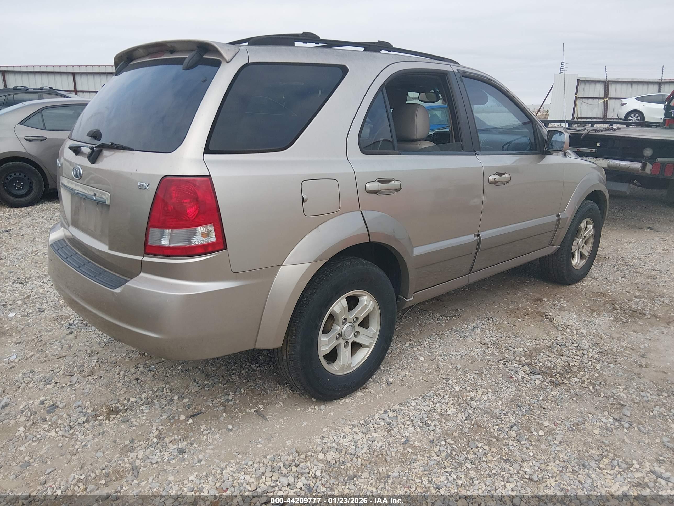 KIA SORENTO image 4