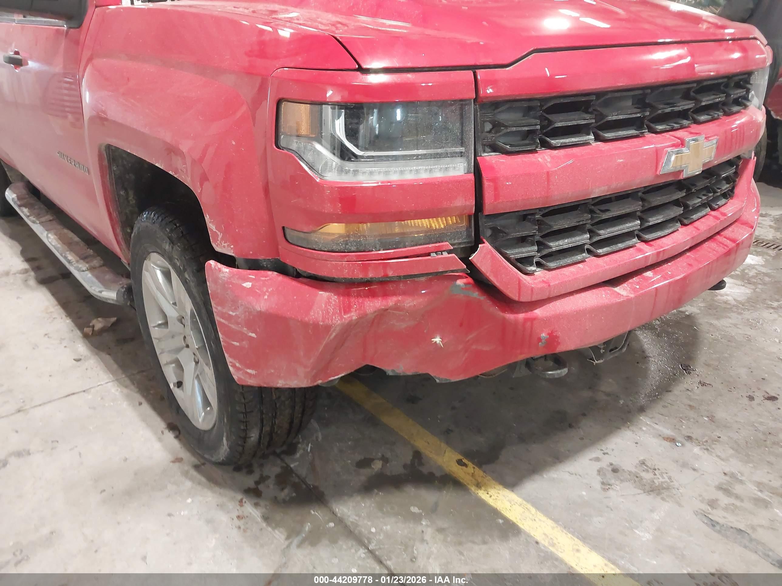 CHEVROLET SILVERADO image 6