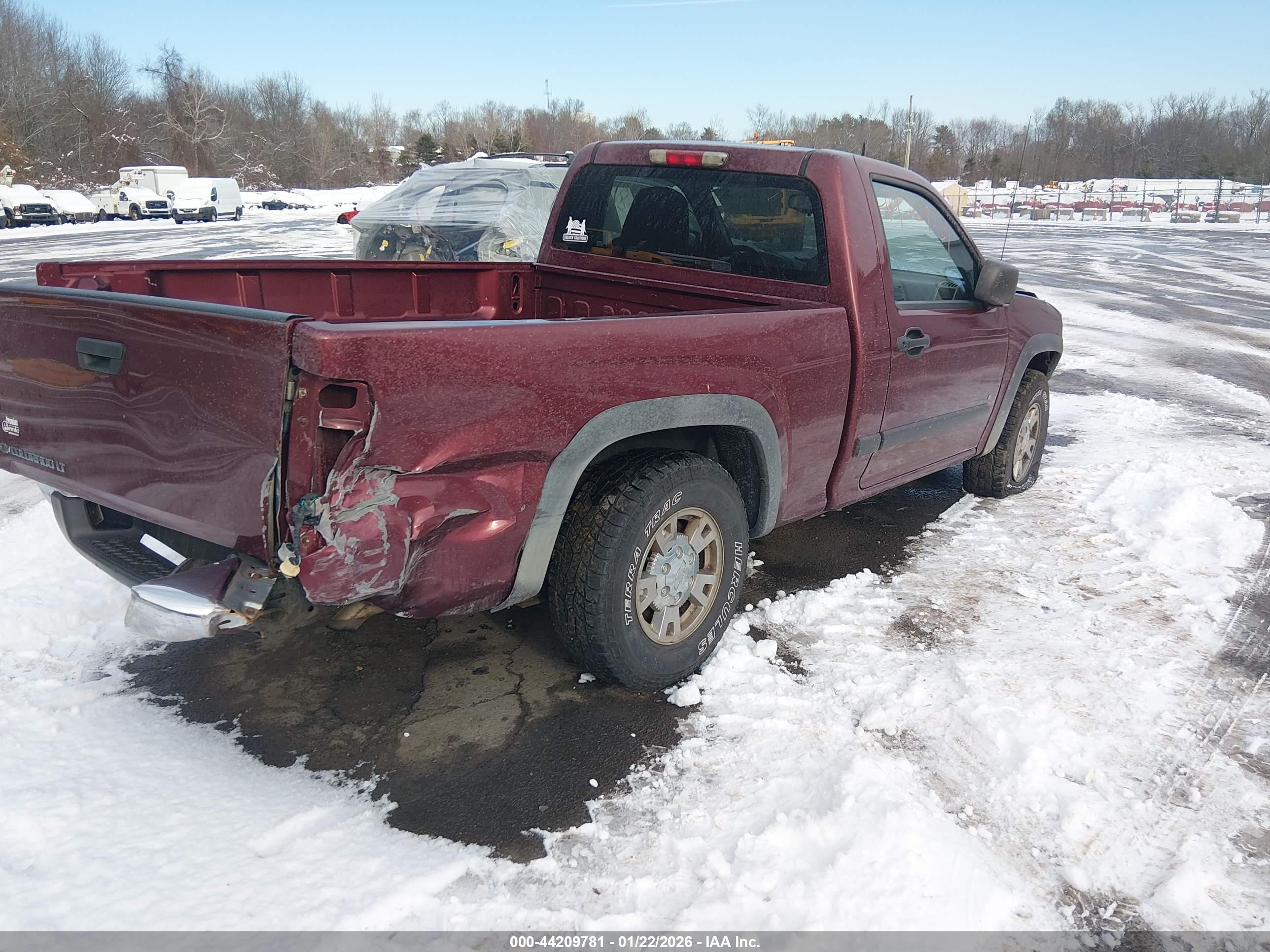CHEVROLET COLORADO image 4