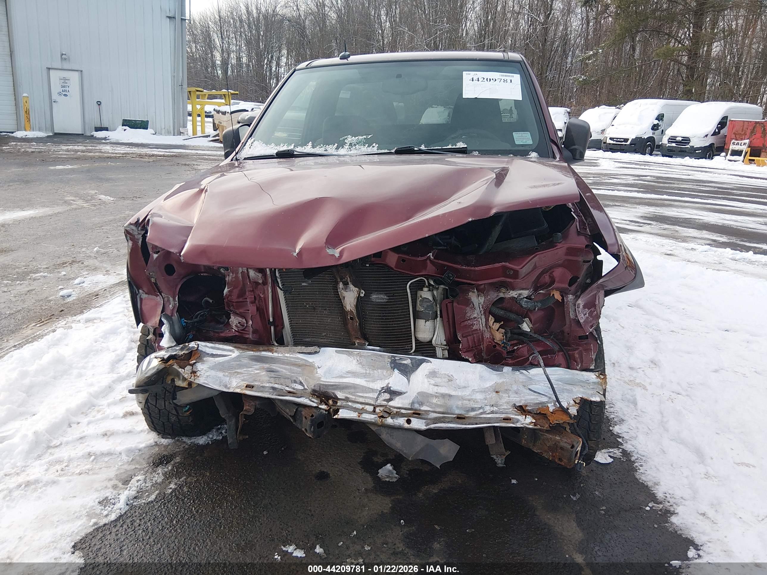 CHEVROLET COLORADO image 6