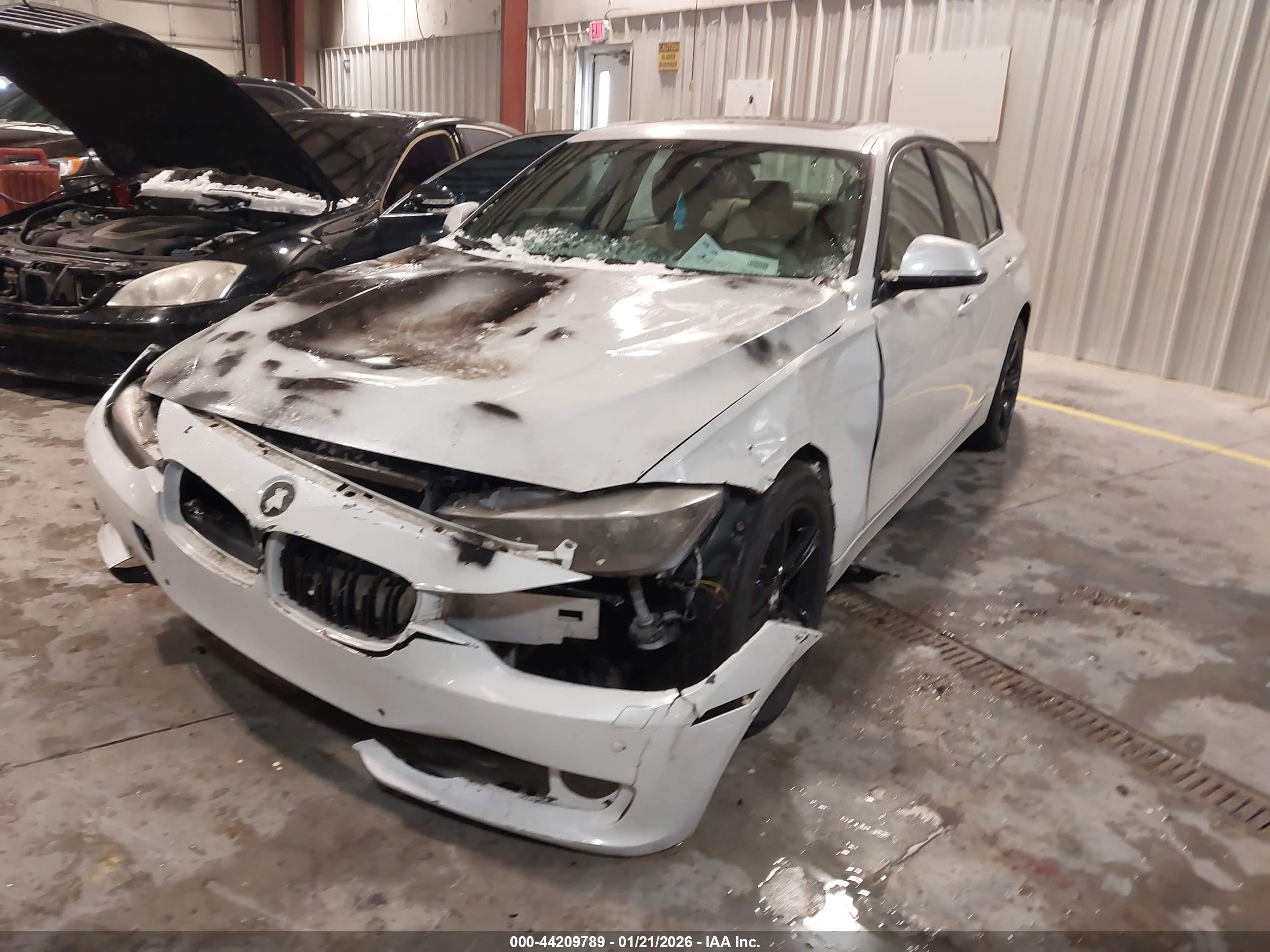 BMW 328I image 6
