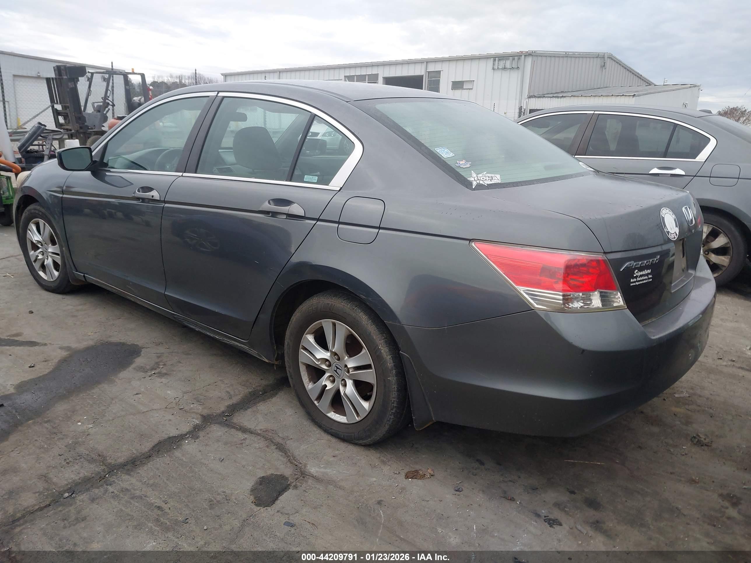 HONDA ACCORD image 3