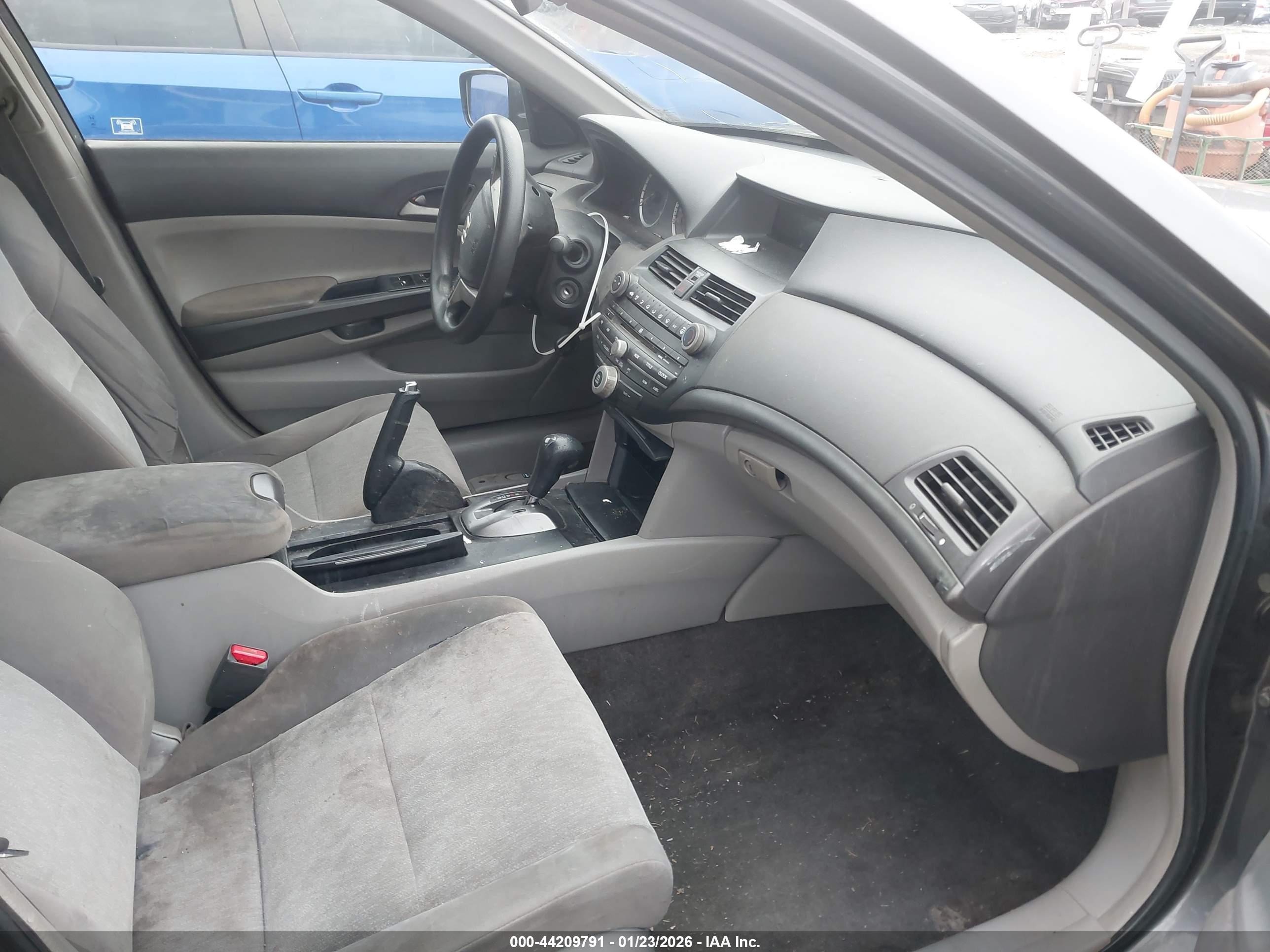HONDA ACCORD image 5