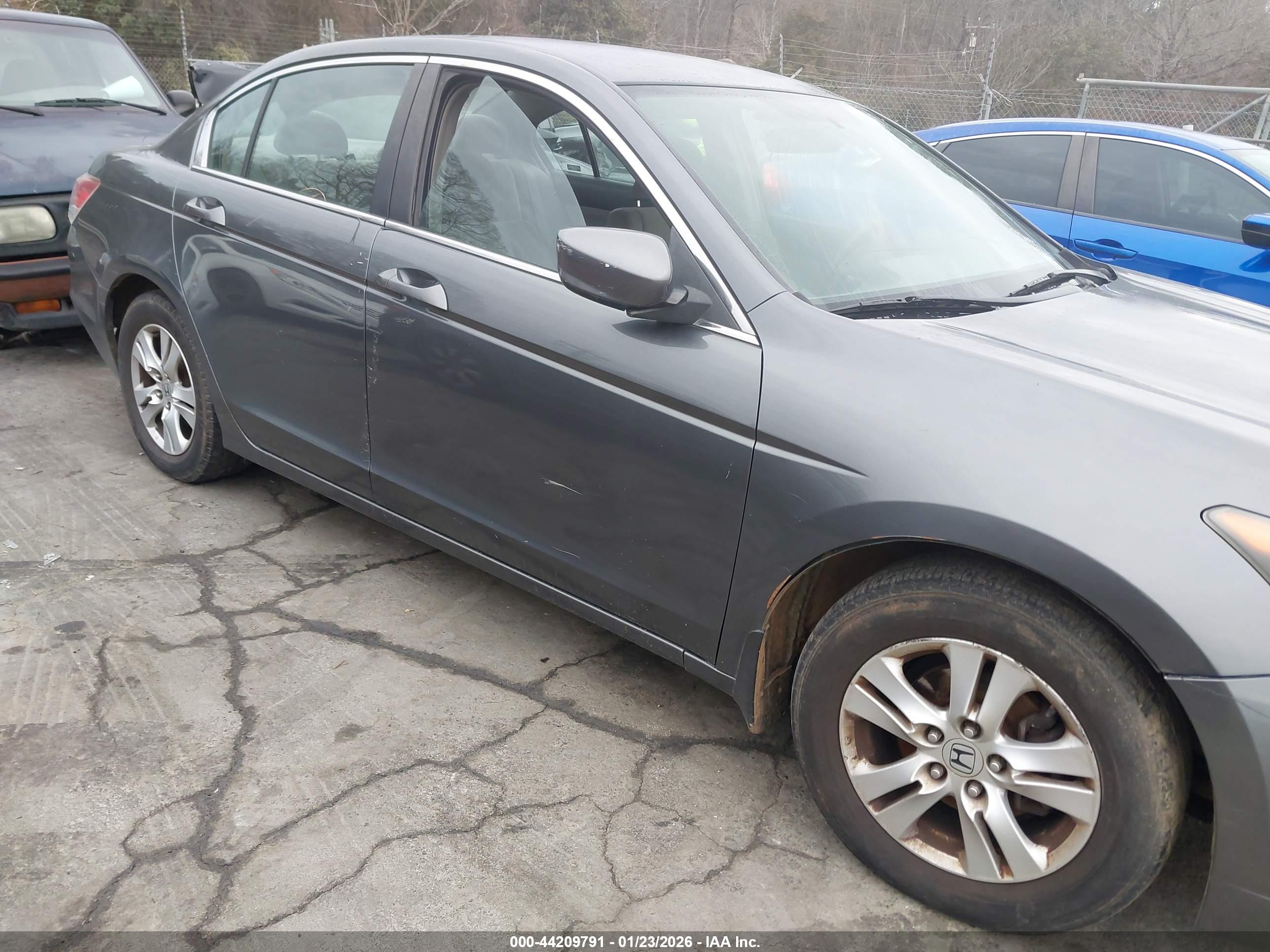 HONDA ACCORD image 6