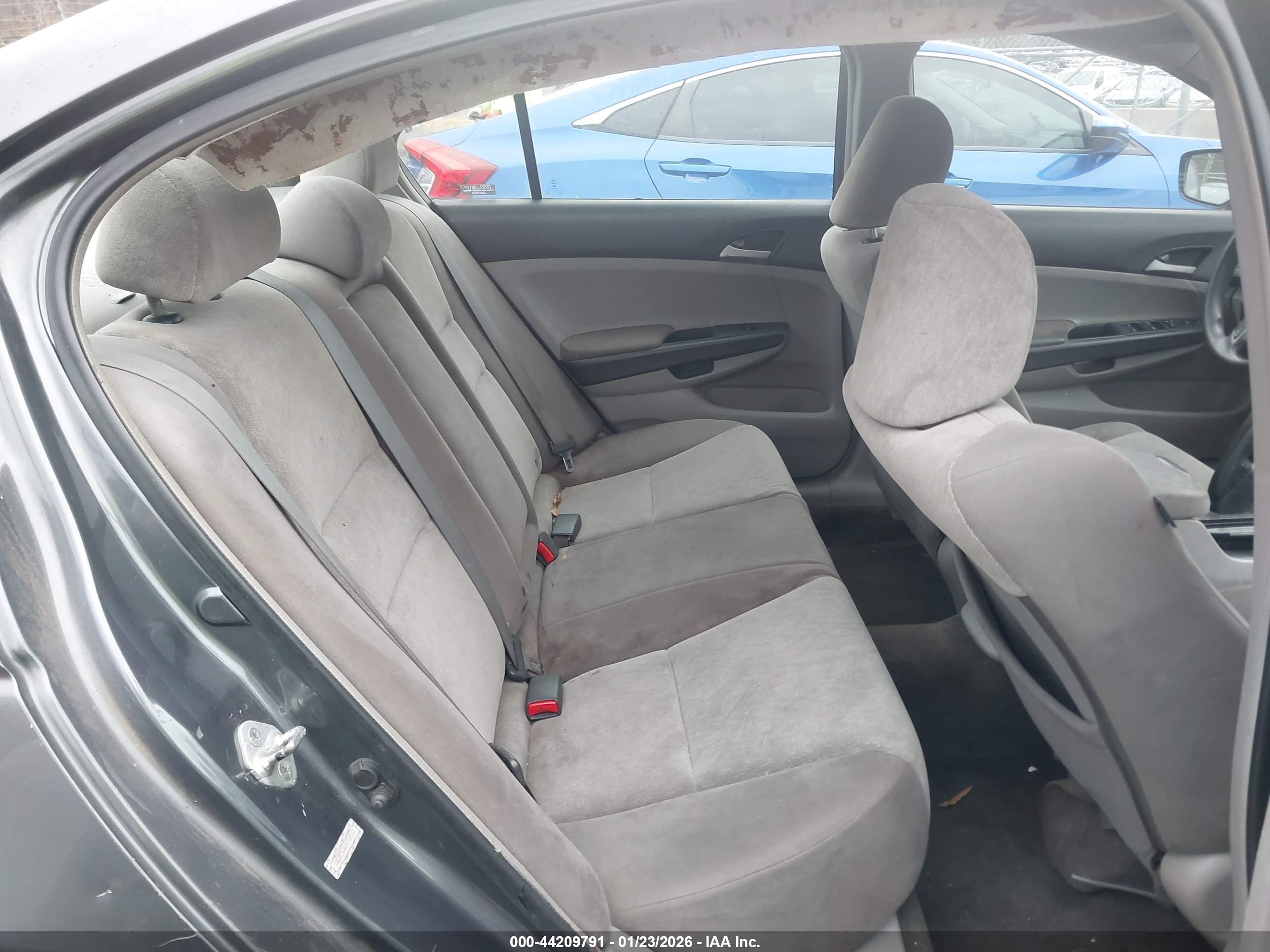 HONDA ACCORD image 8