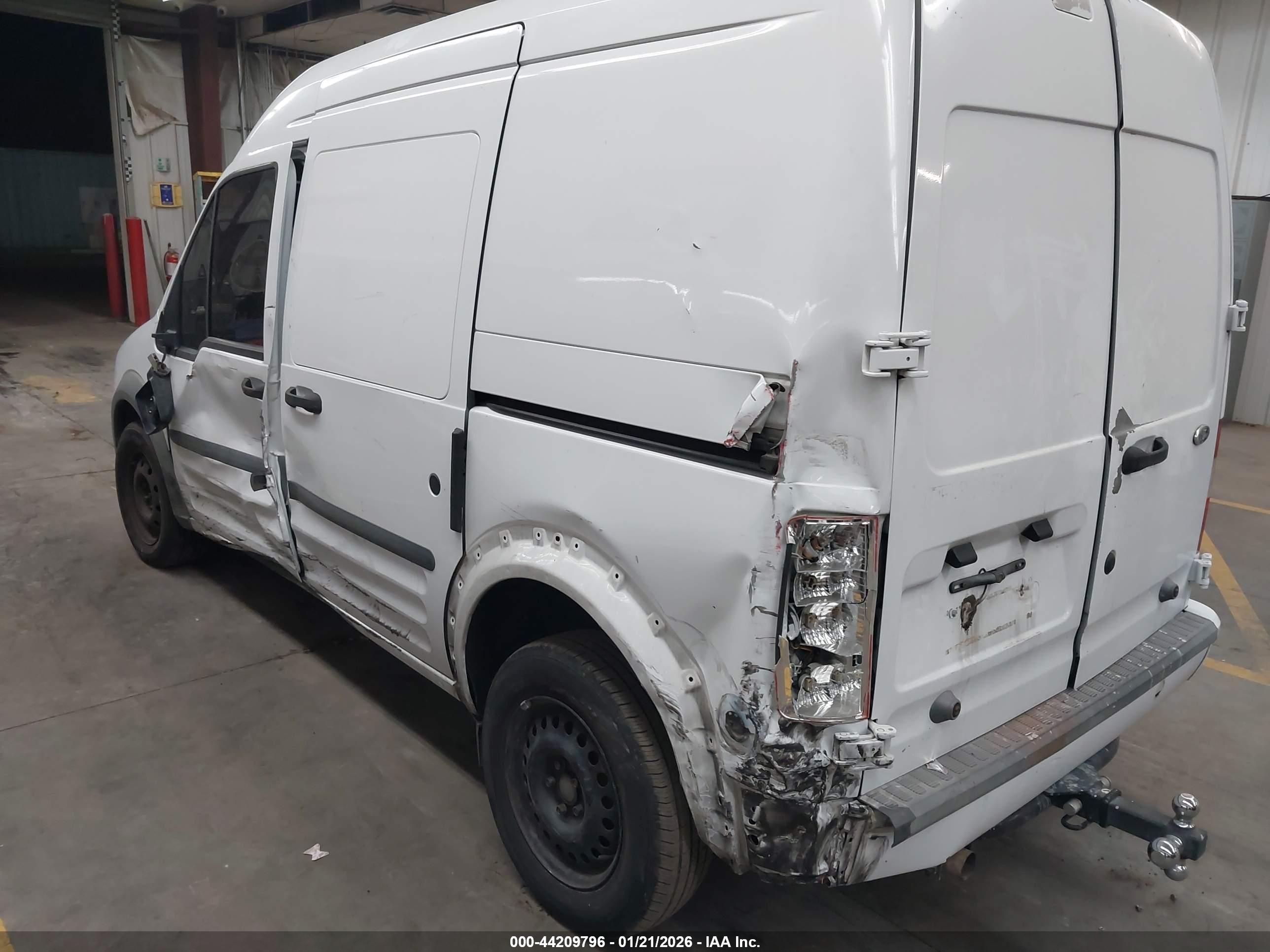FORD TRANSIT image 3