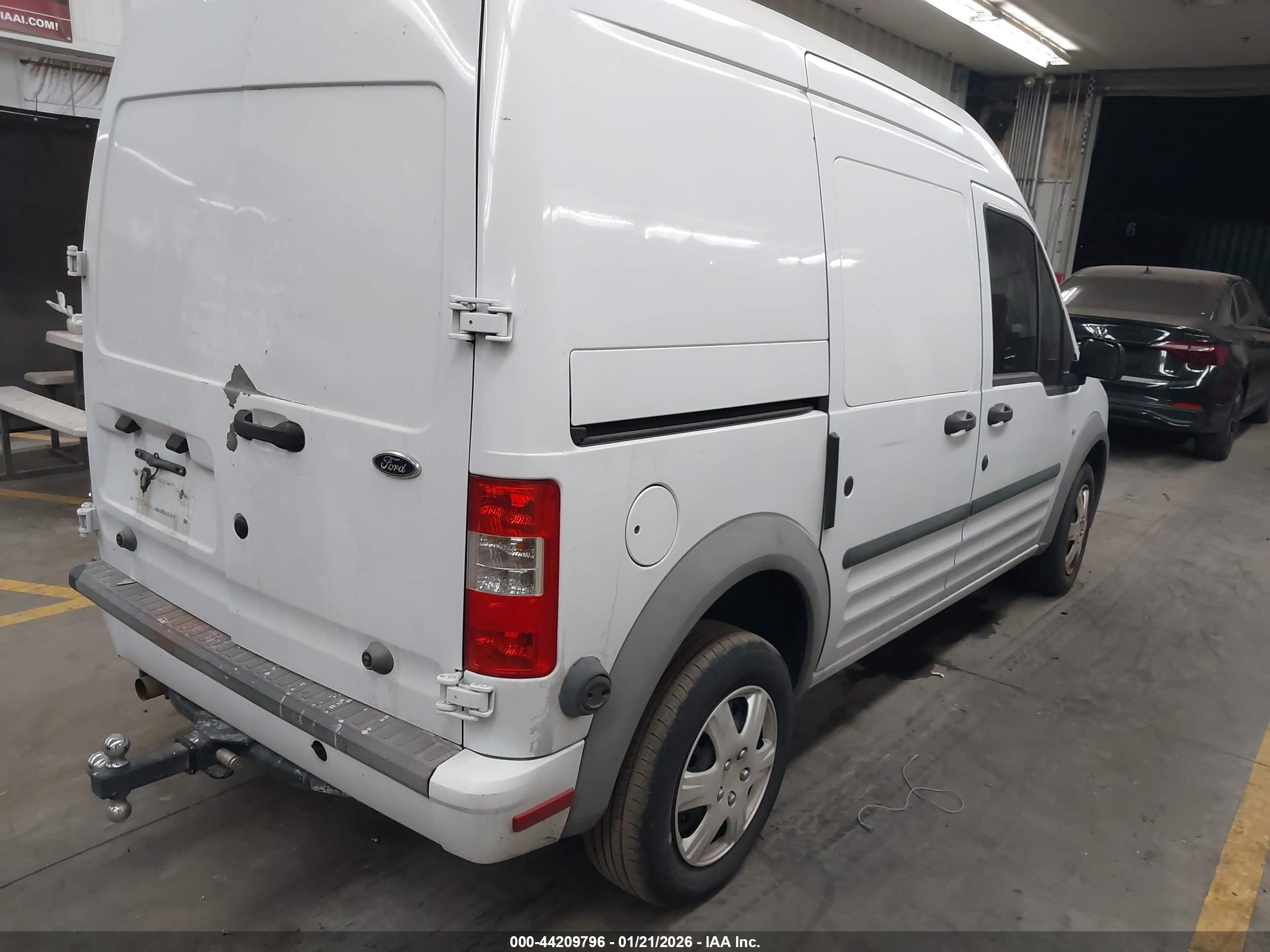 FORD TRANSIT image 4