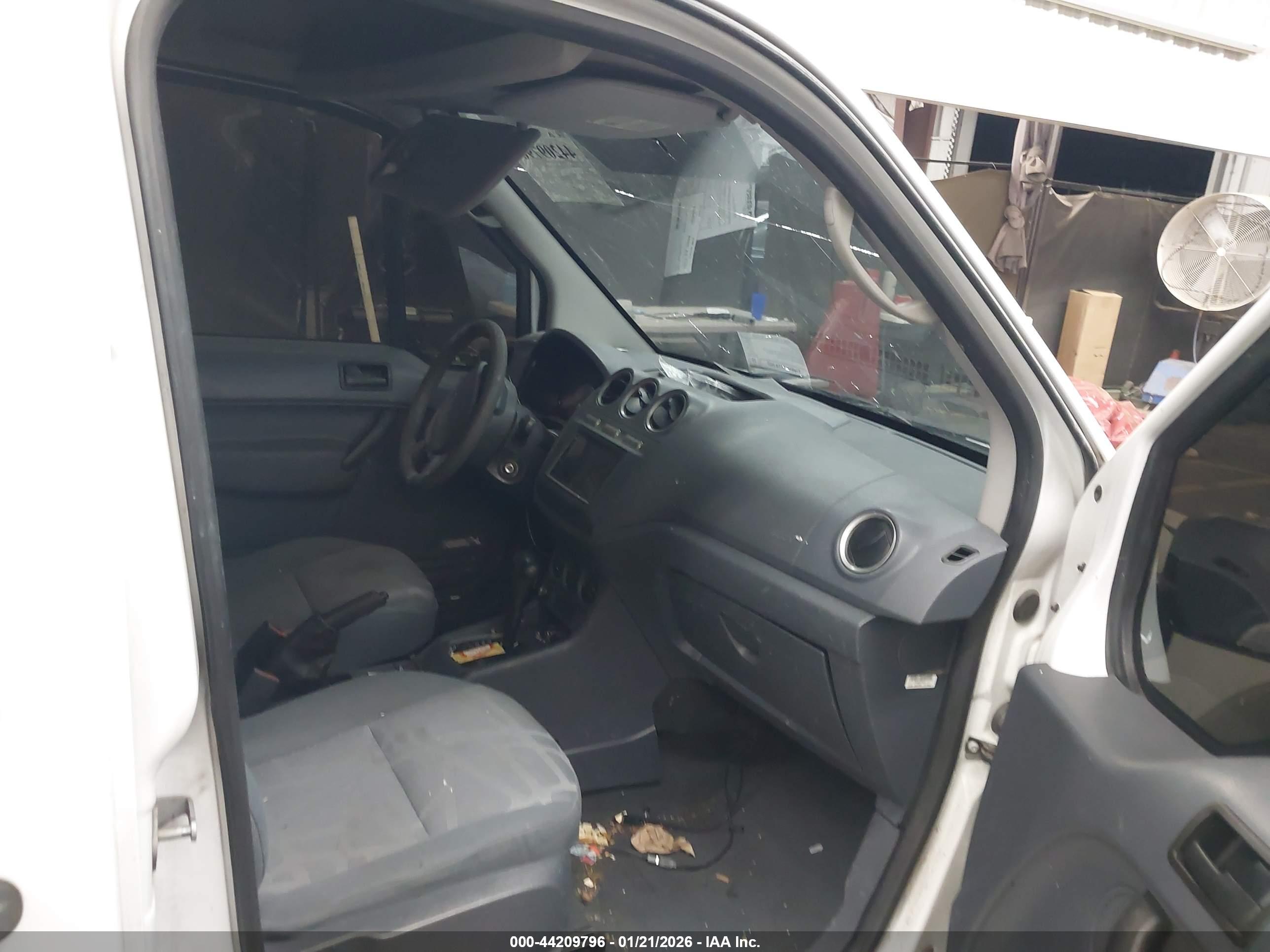 FORD TRANSIT image 5