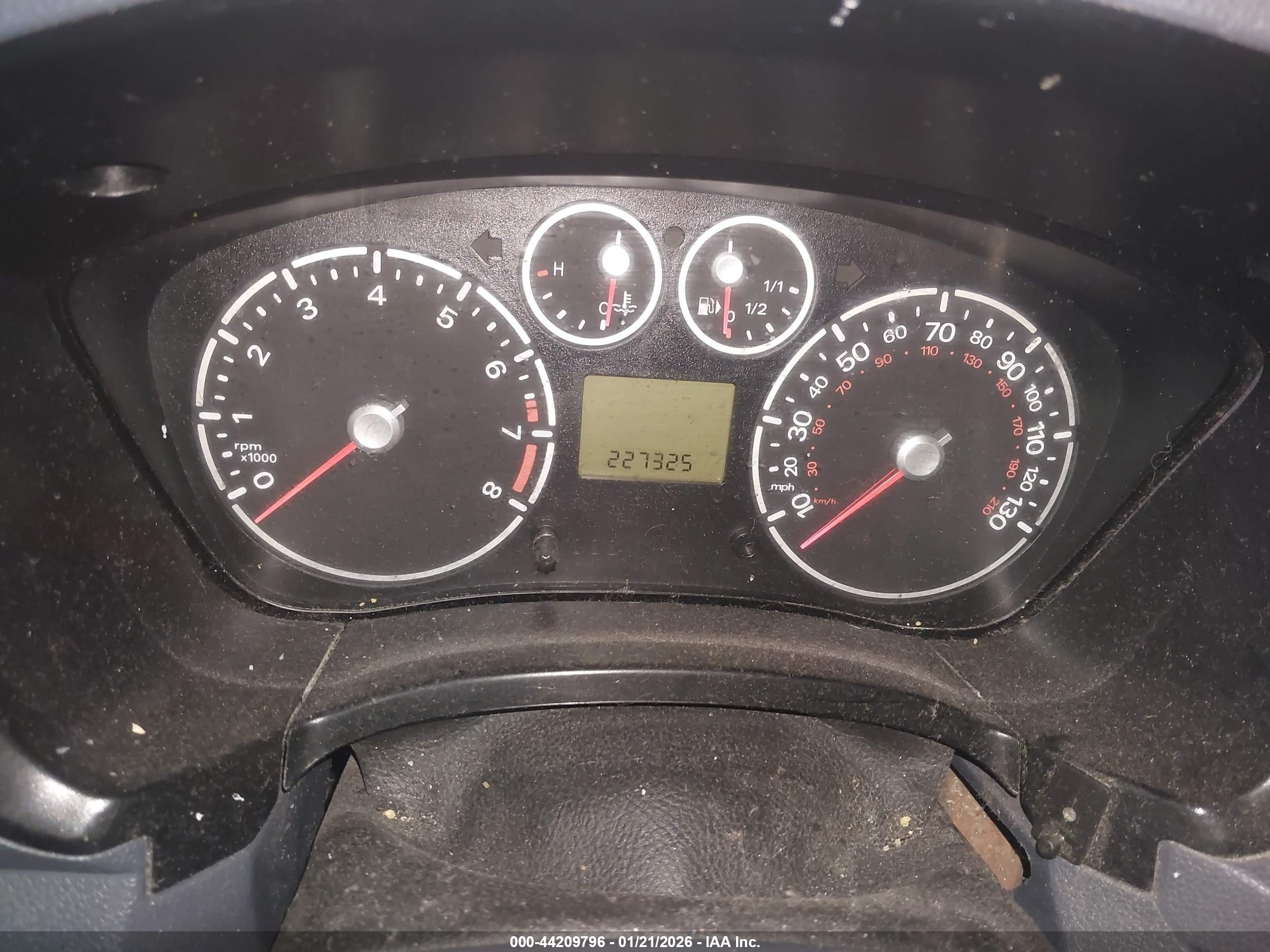 FORD TRANSIT image 7
