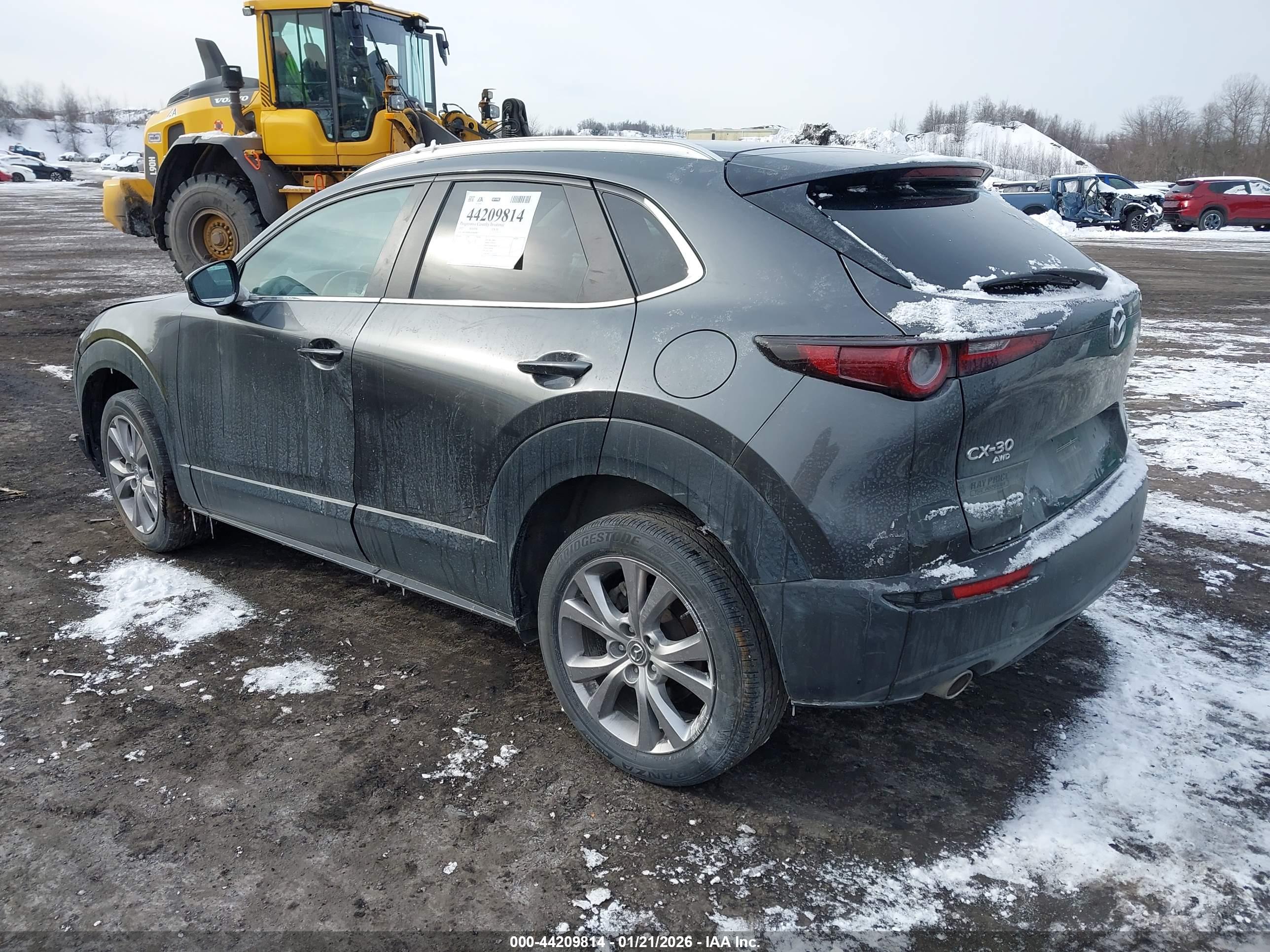 MAZDA CX-30 image 3