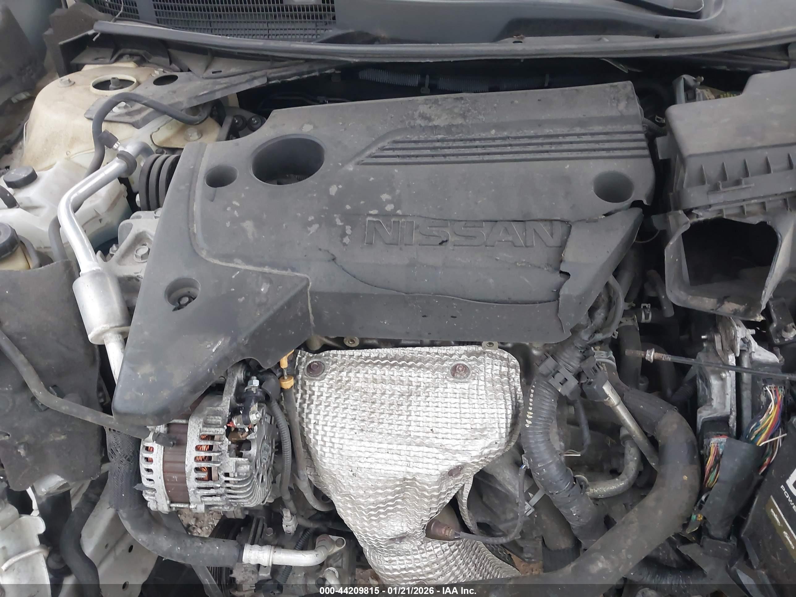 NISSAN ALTIMA image 10