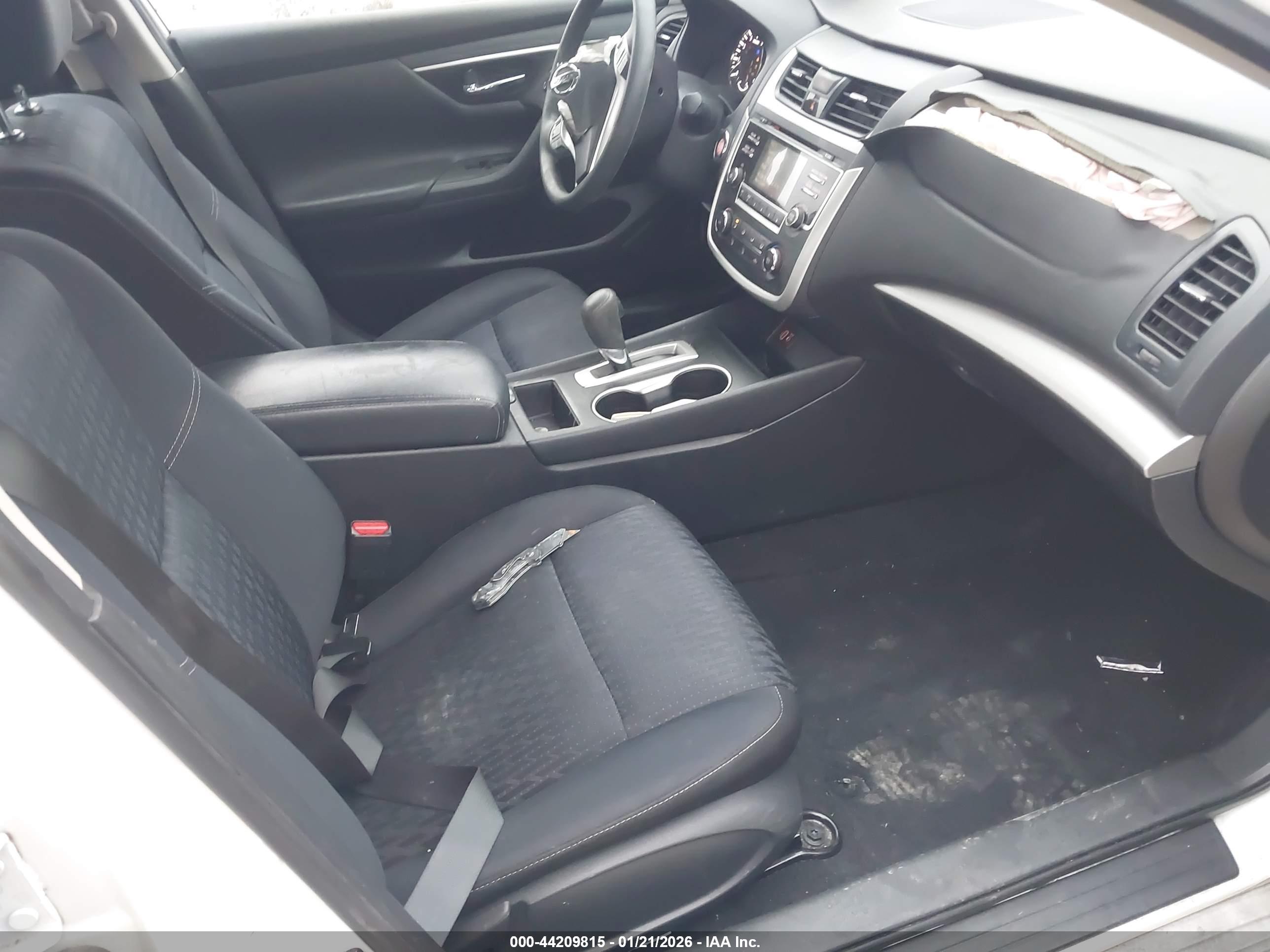 NISSAN ALTIMA image 5