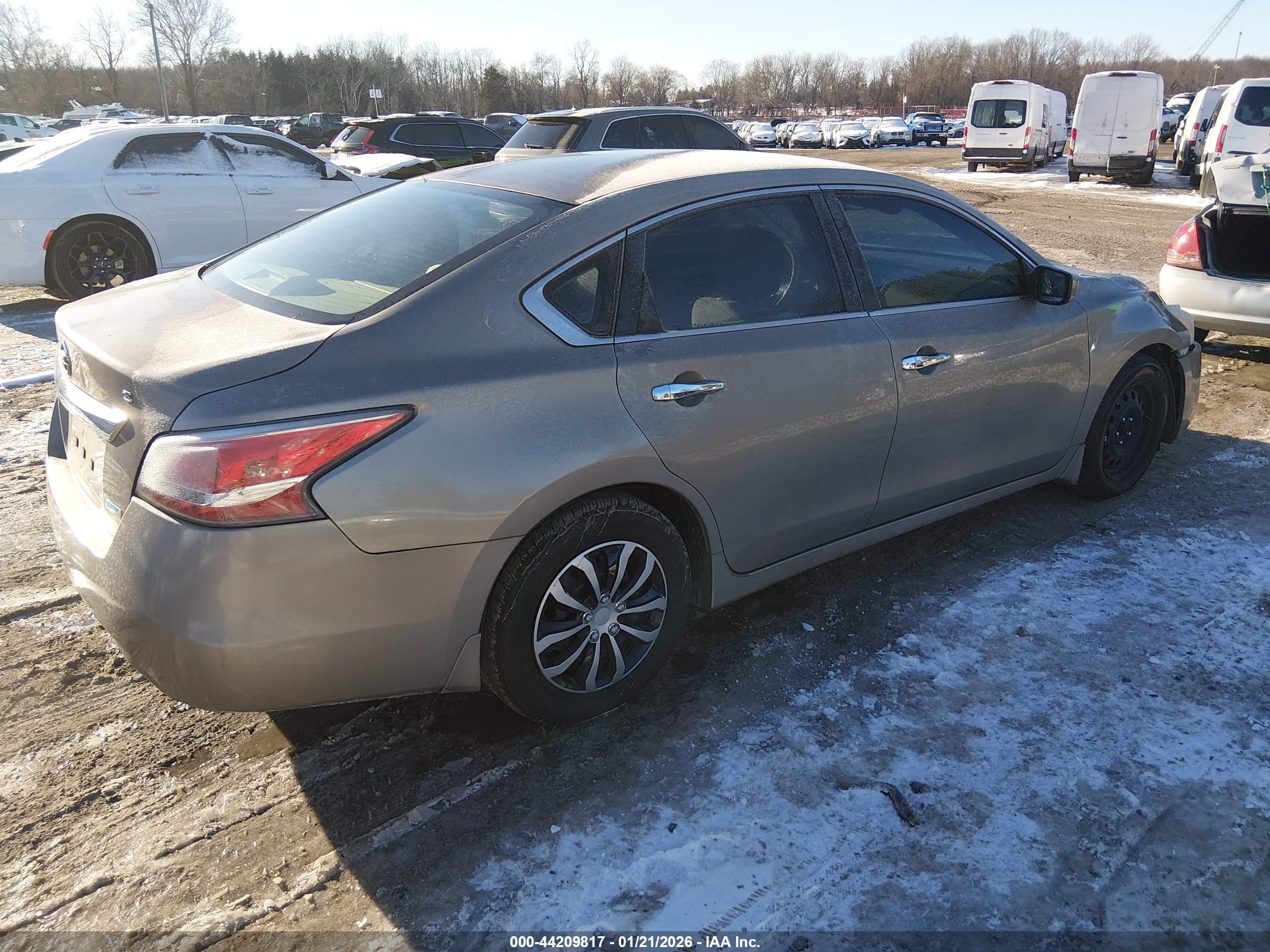 NISSAN ALTIMA image 4