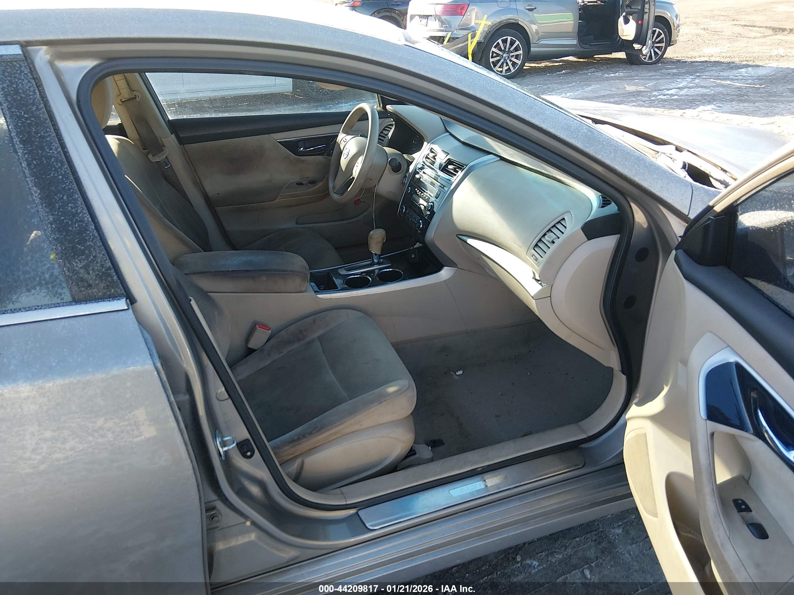 NISSAN ALTIMA image 5
