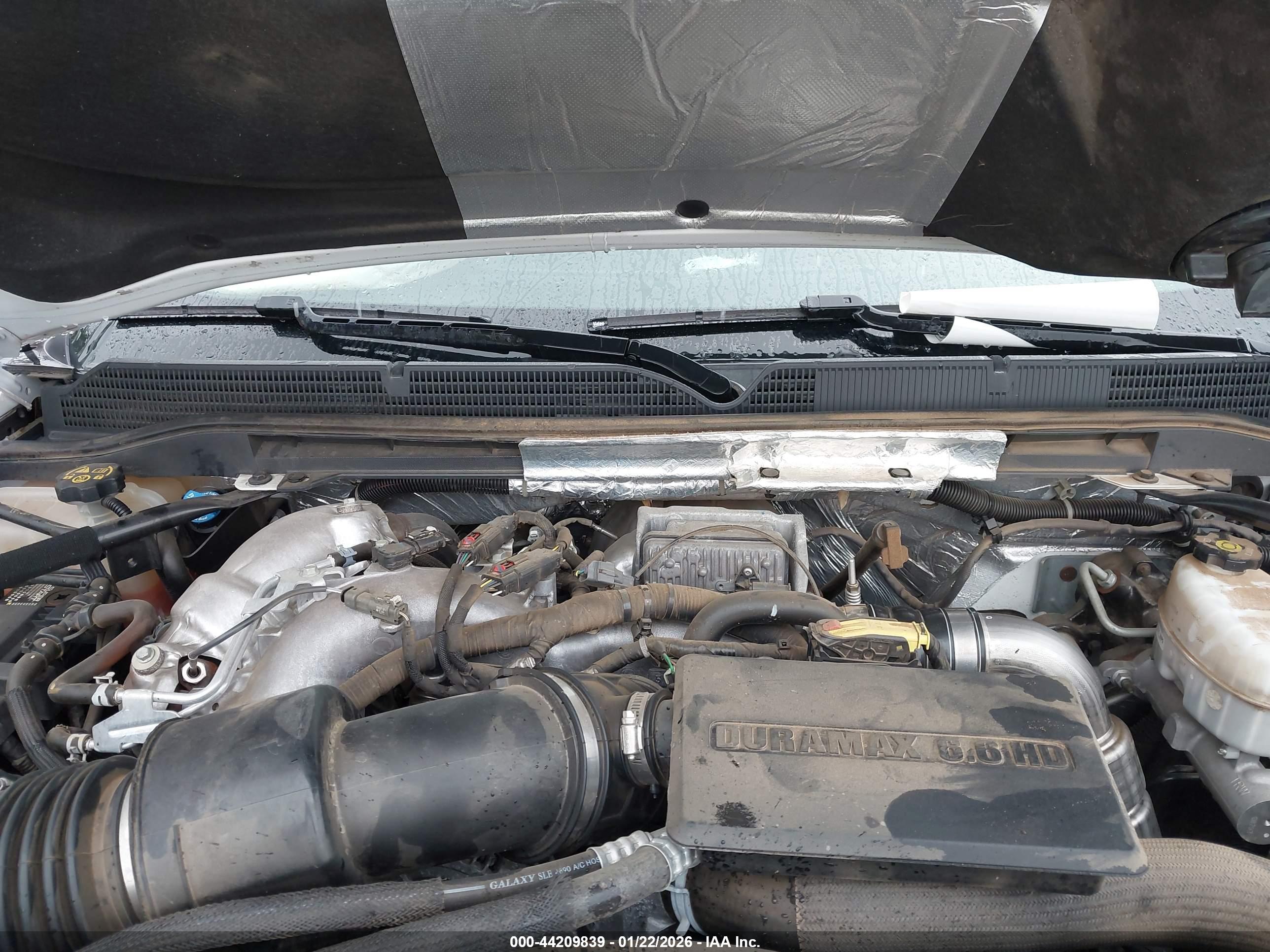GMC SIERRA image 10