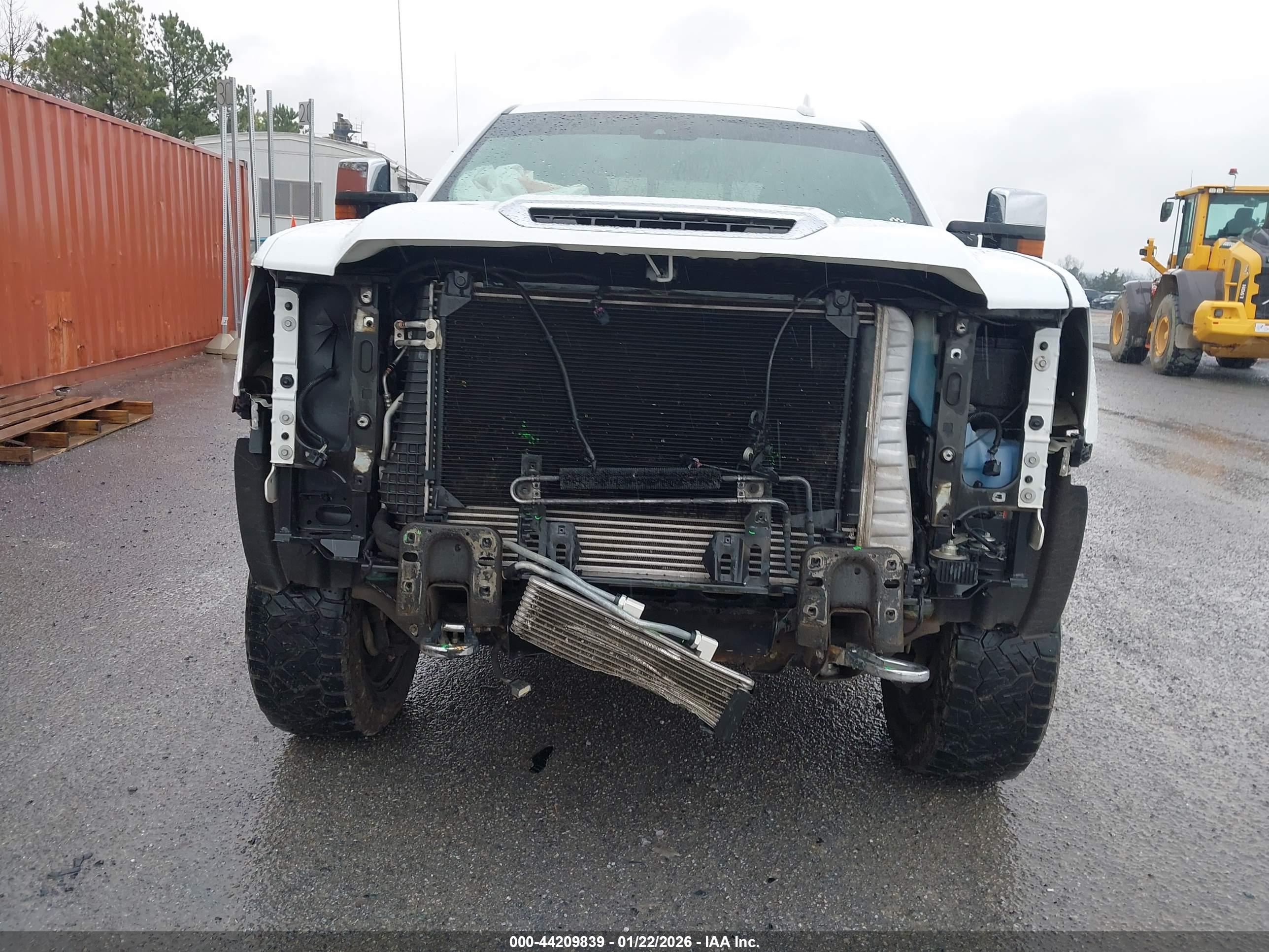 GMC SIERRA image 6
