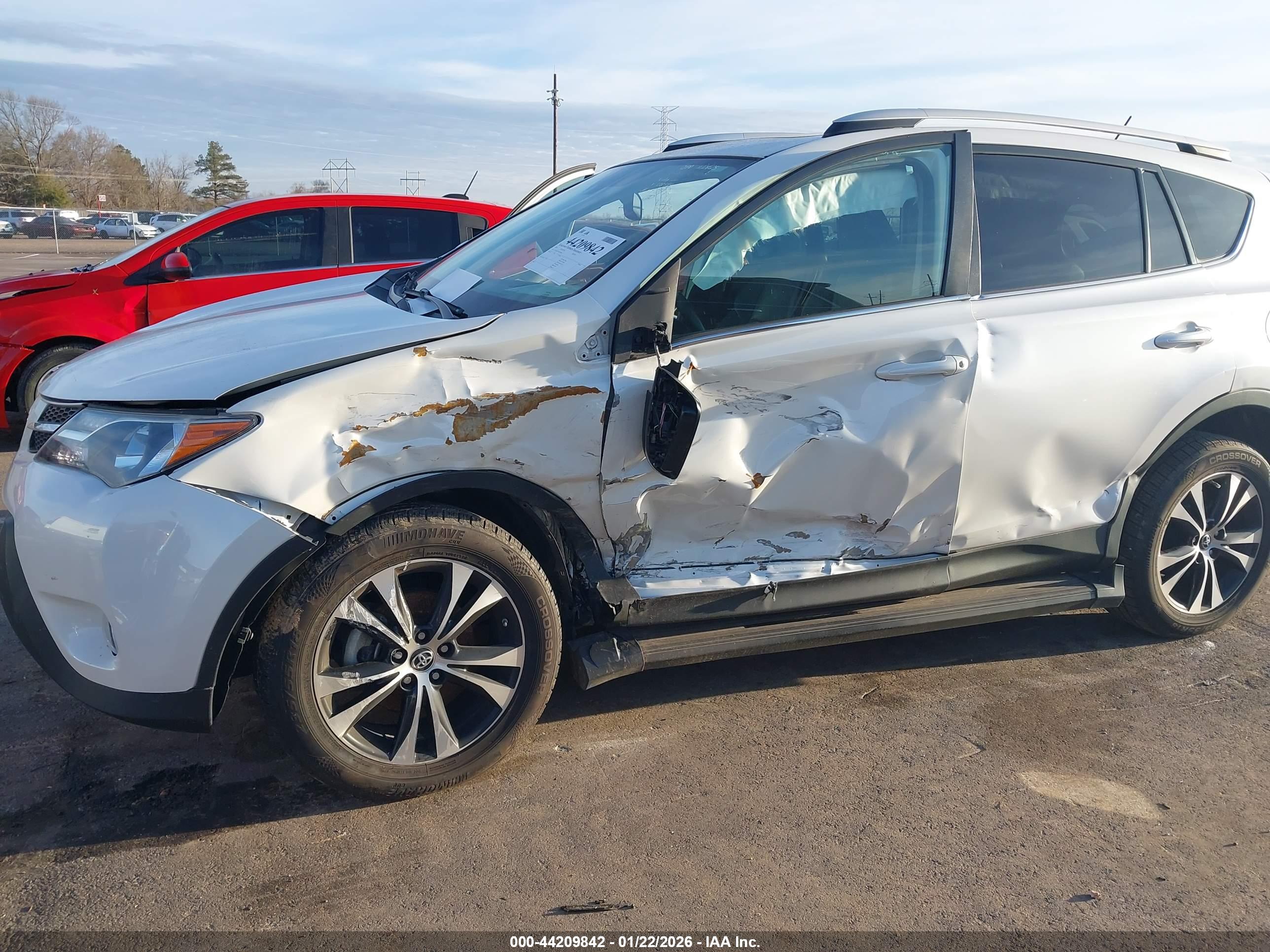 TOYOTA RAV4 image 6