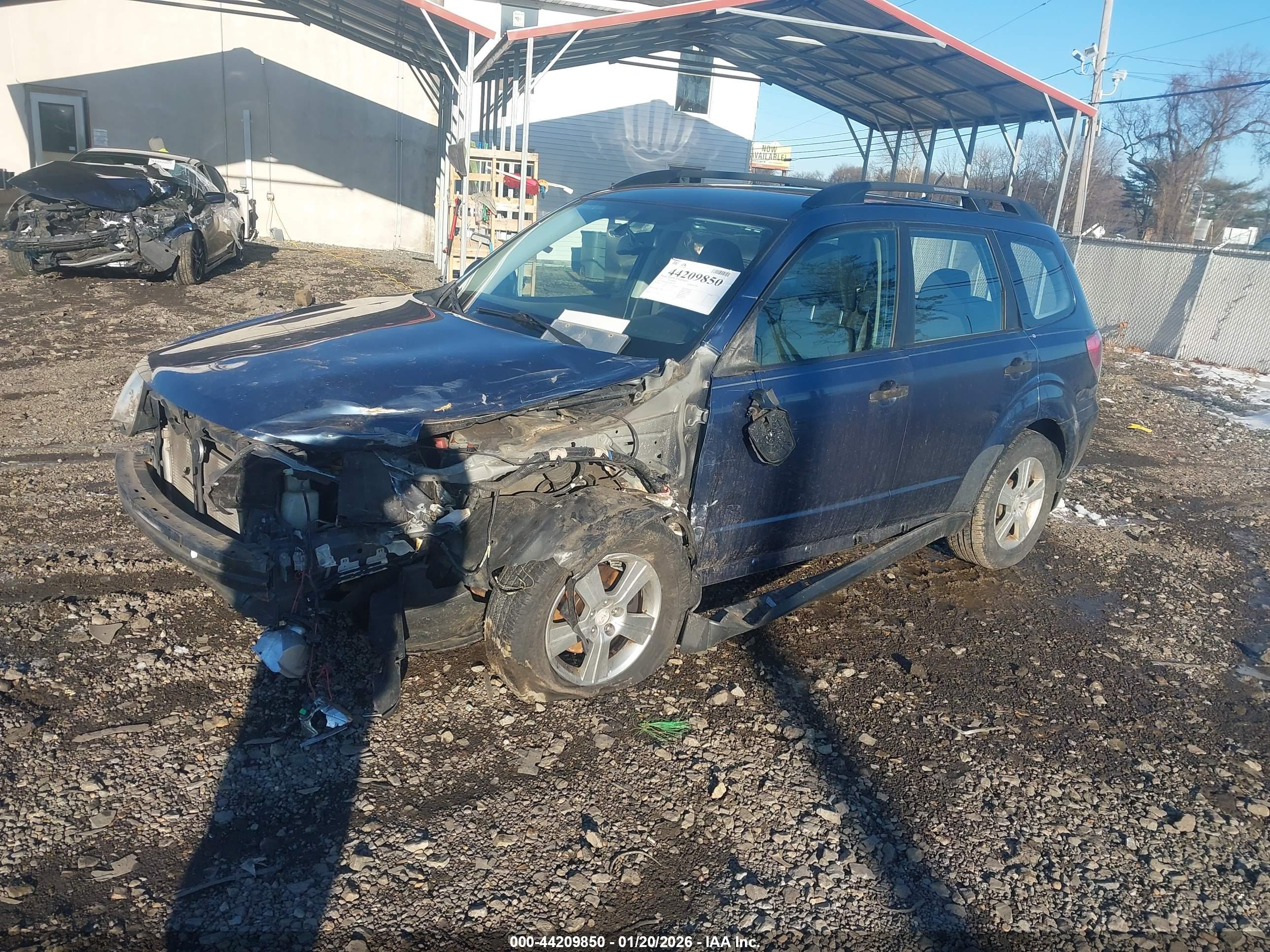 SUBARU FORESTER image 2