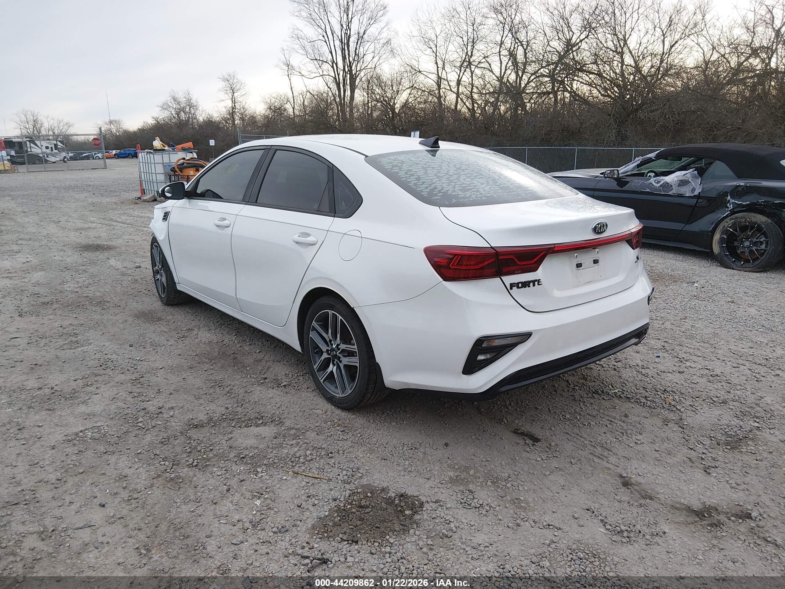 KIA FORTE image 3