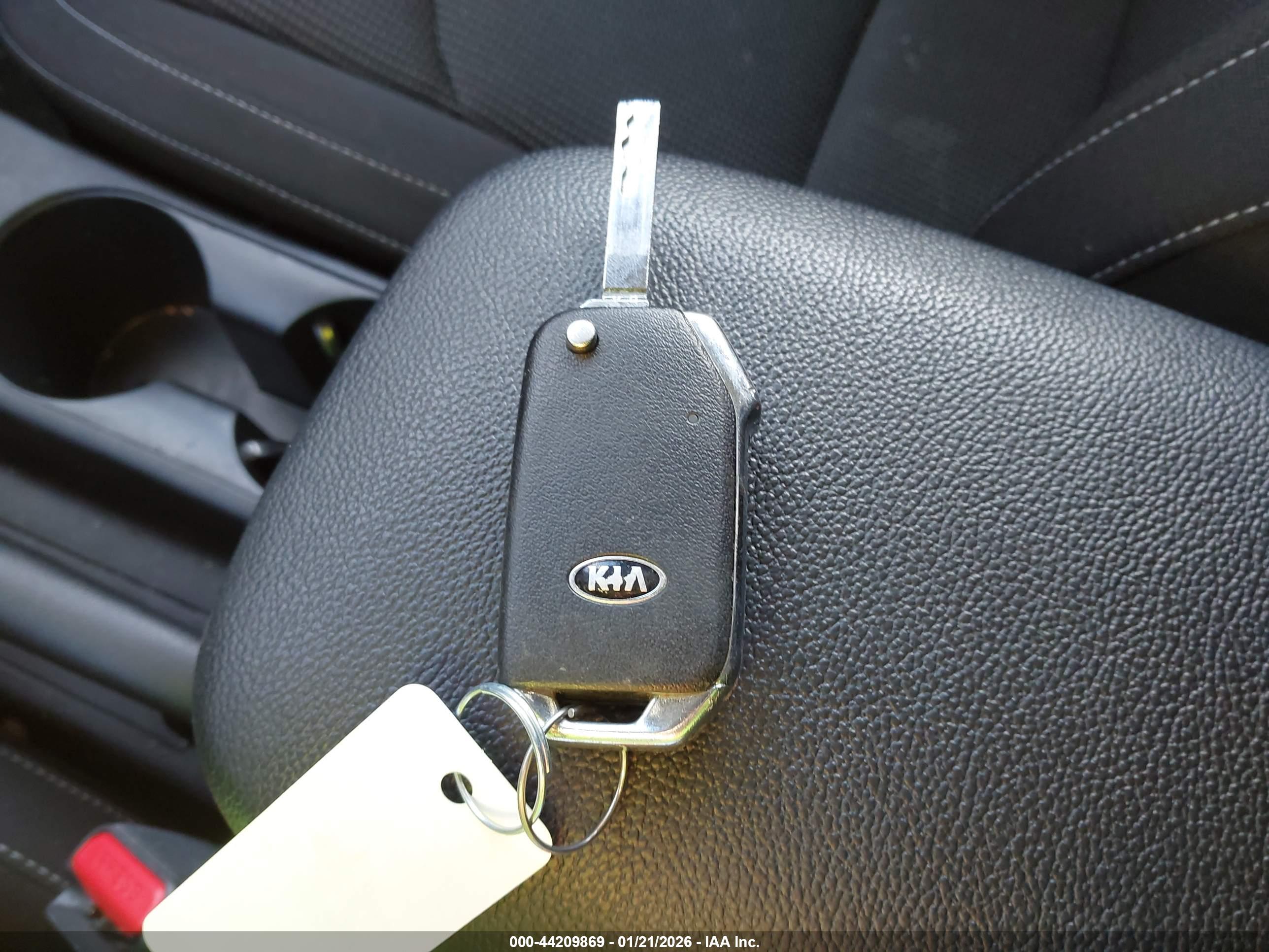KIA FORTE image 11