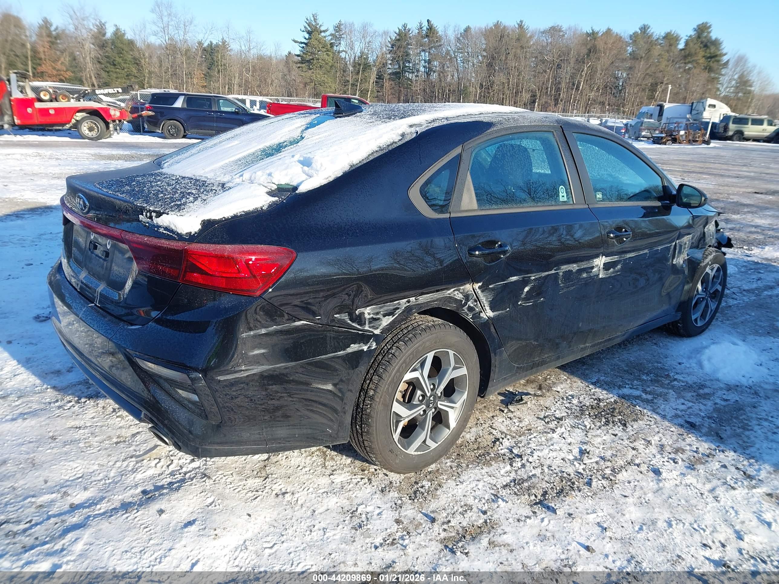 KIA FORTE image 4