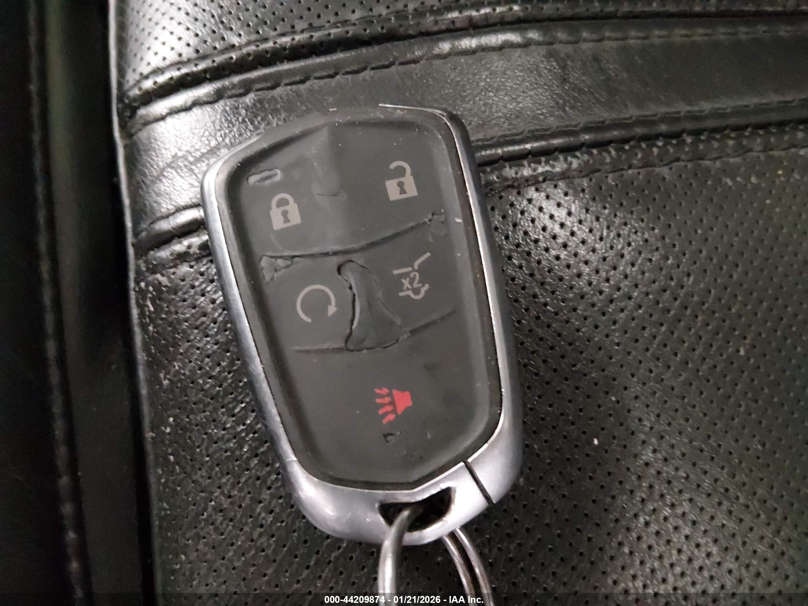 CADILLAC SRX image 11
