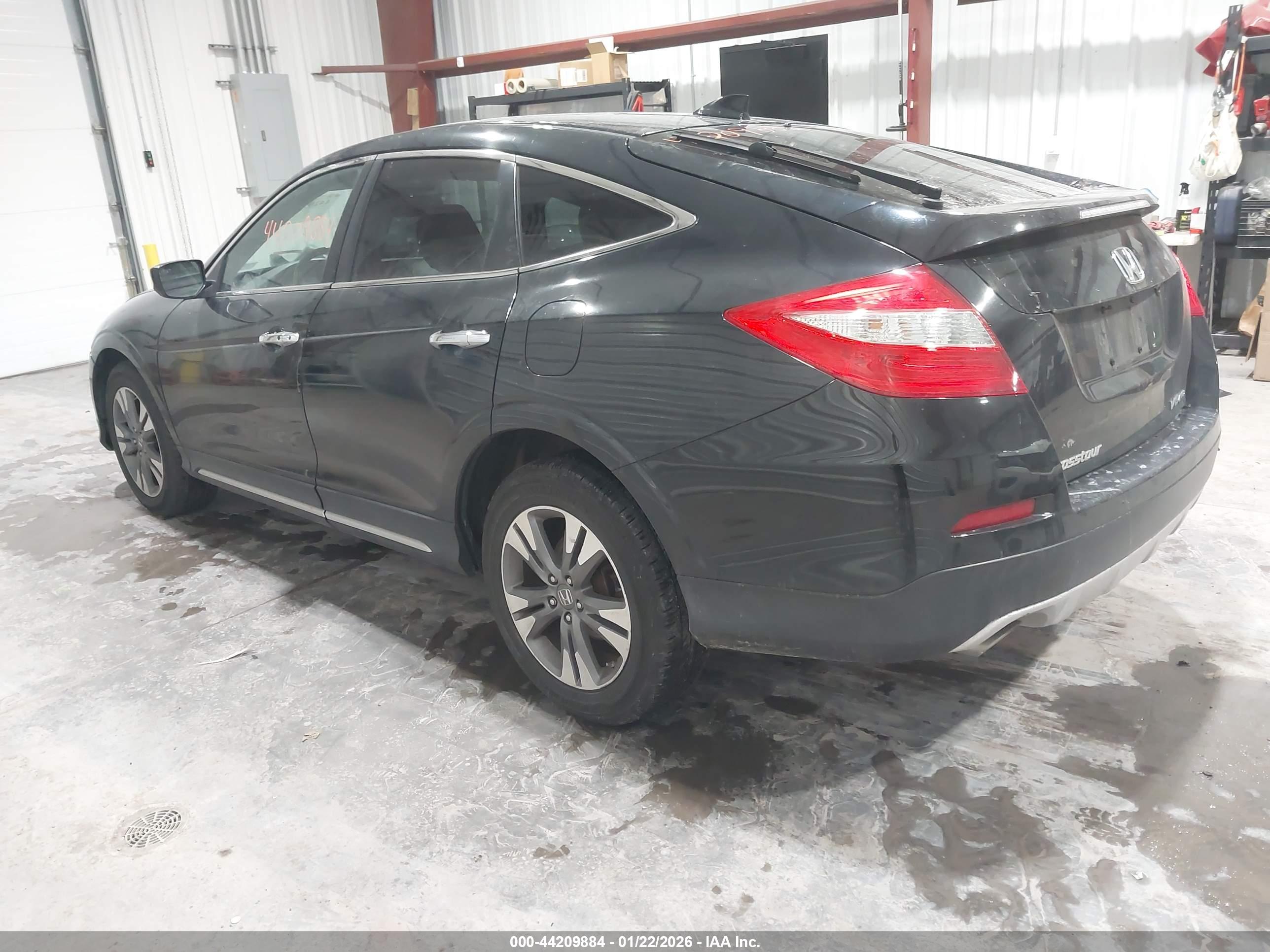 HONDA CROSSTOUR image 3
