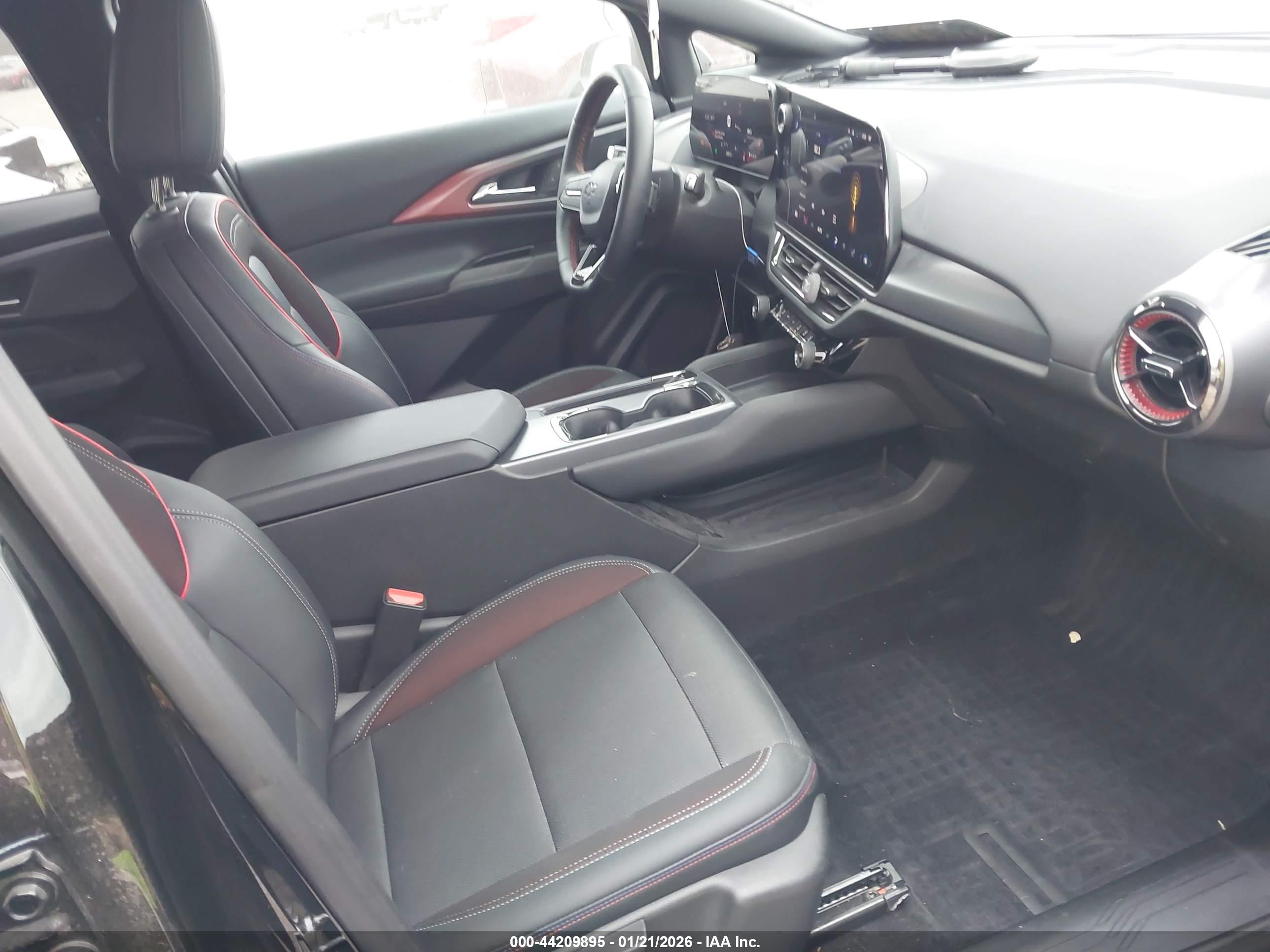 CHEVROLET EQUINOX image 5