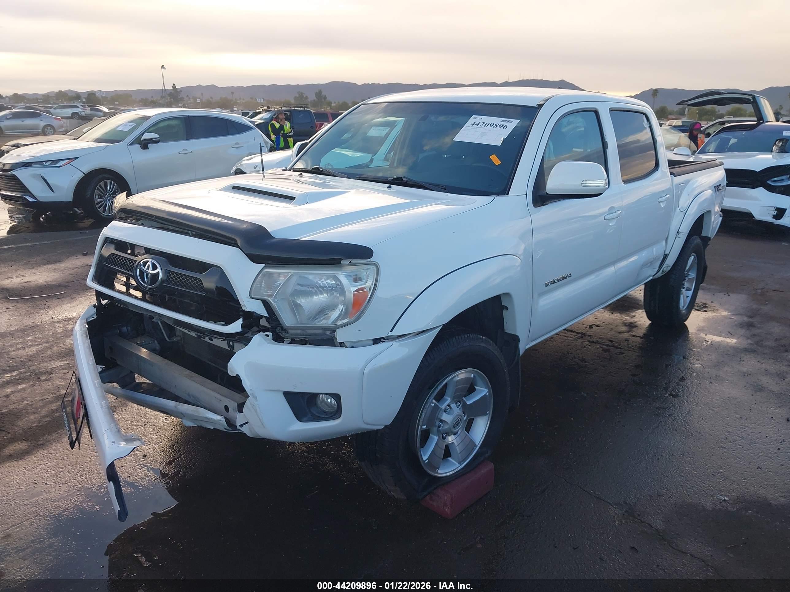 TOYOTA TACOMA image 2