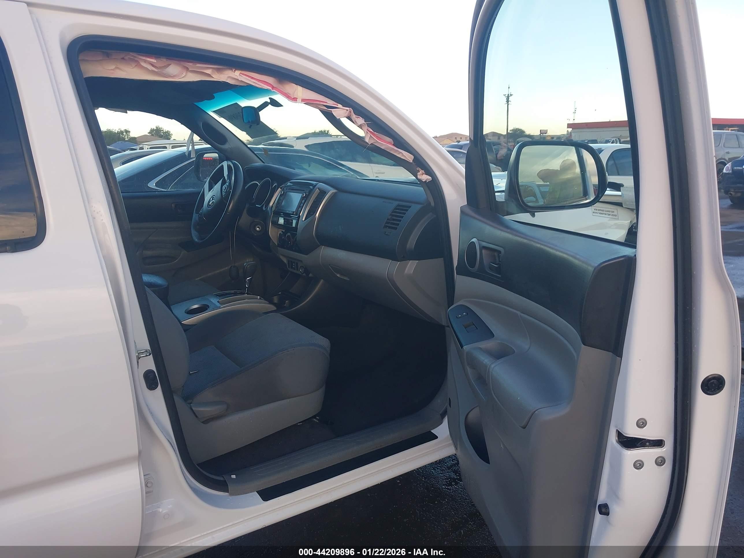 TOYOTA TACOMA image 5