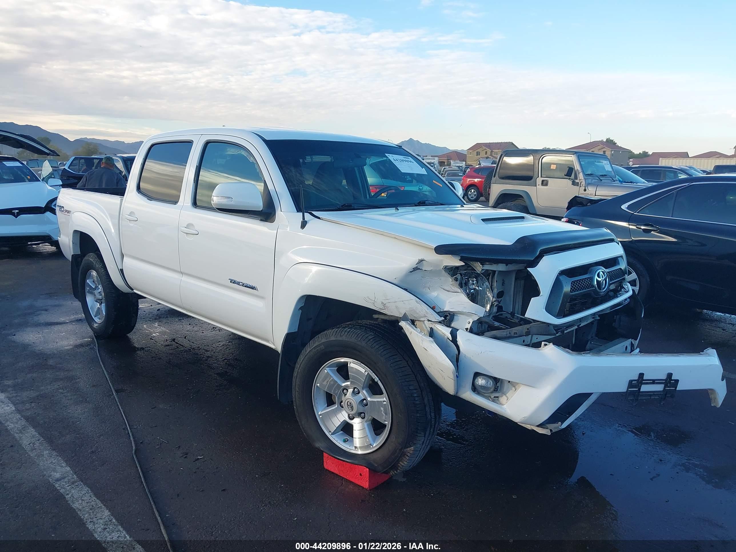 TOYOTA TACOMA image 6
