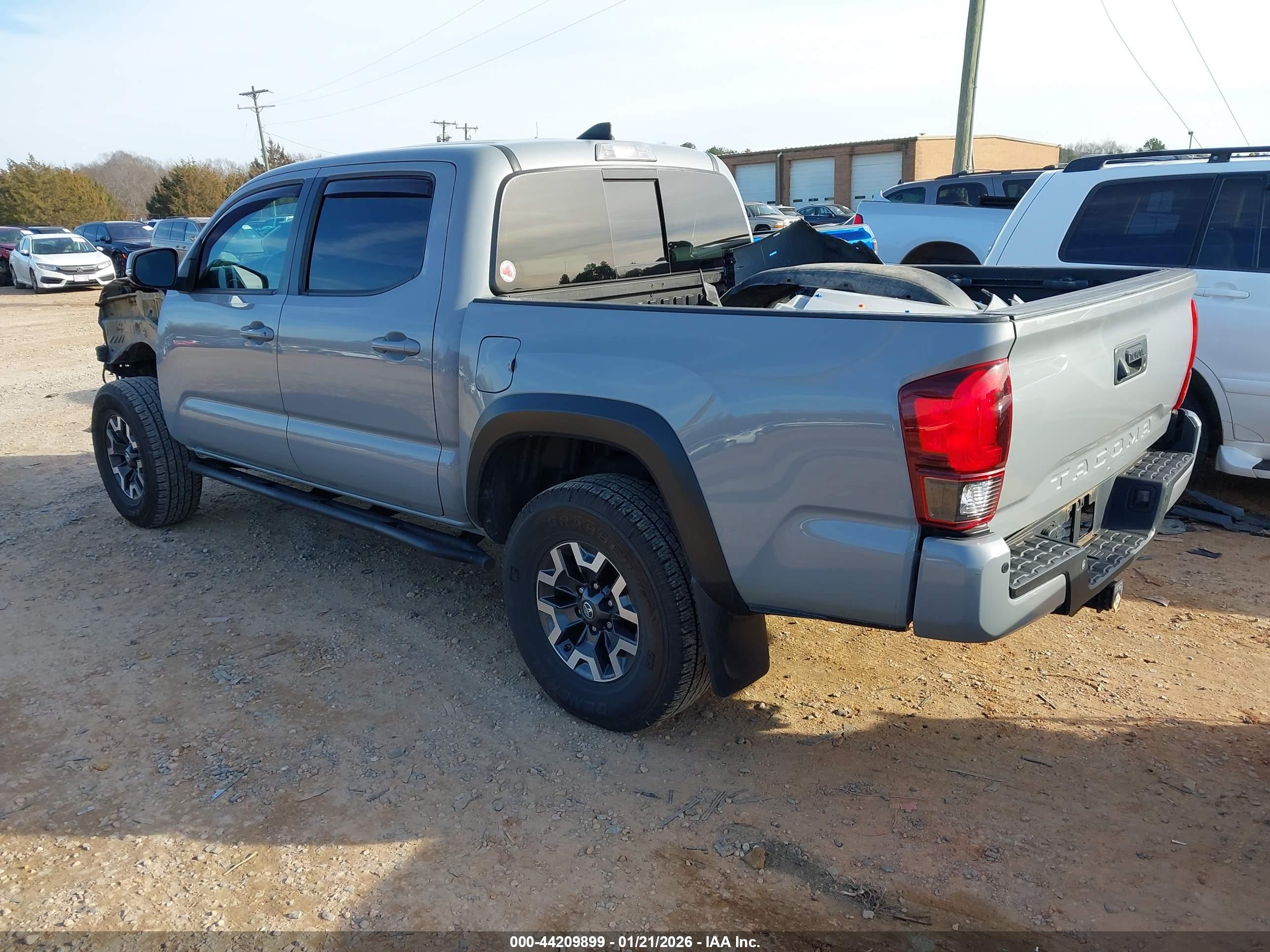 TOYOTA TACOMA image 3
