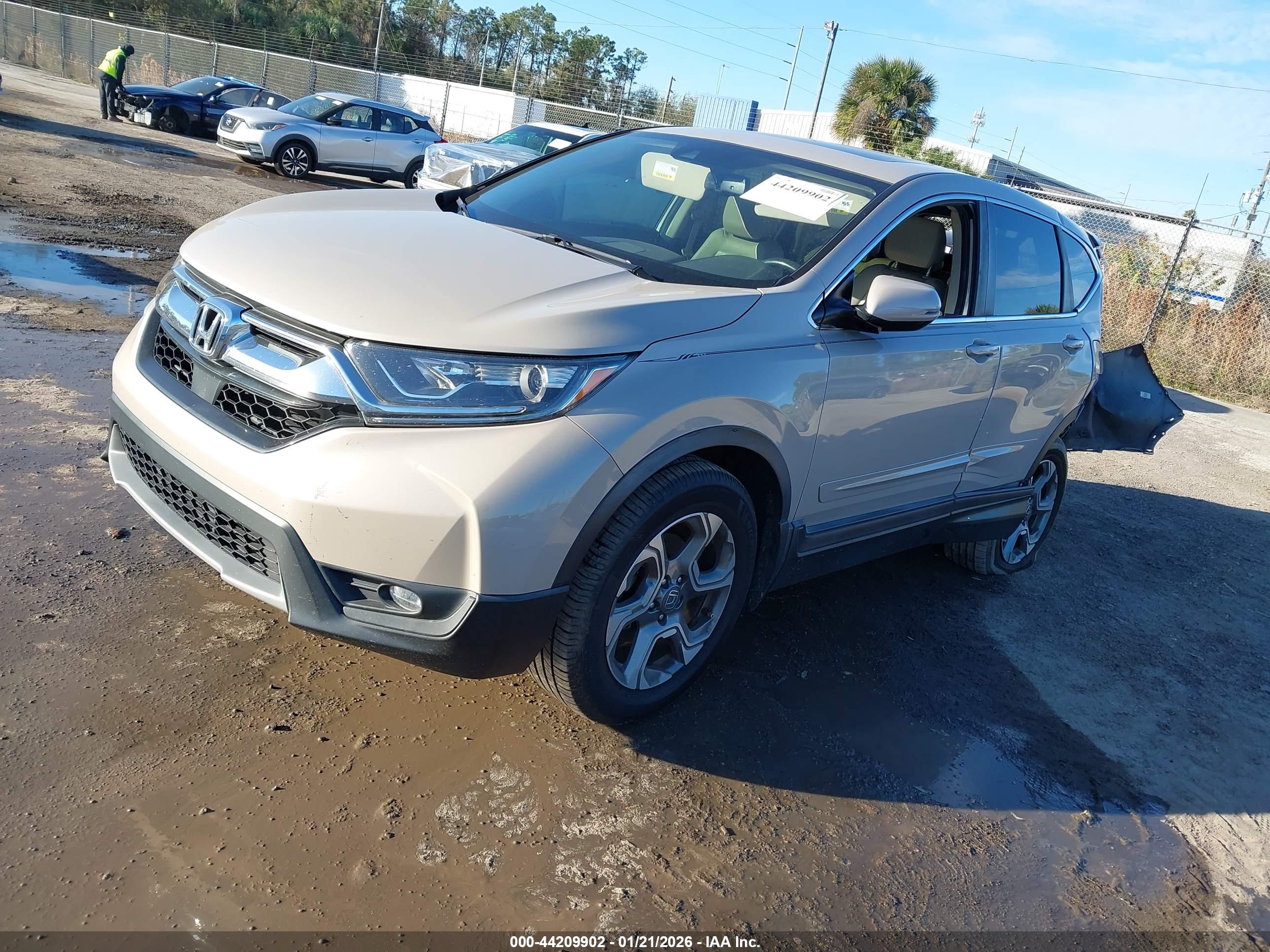 HONDA CR-V image 2