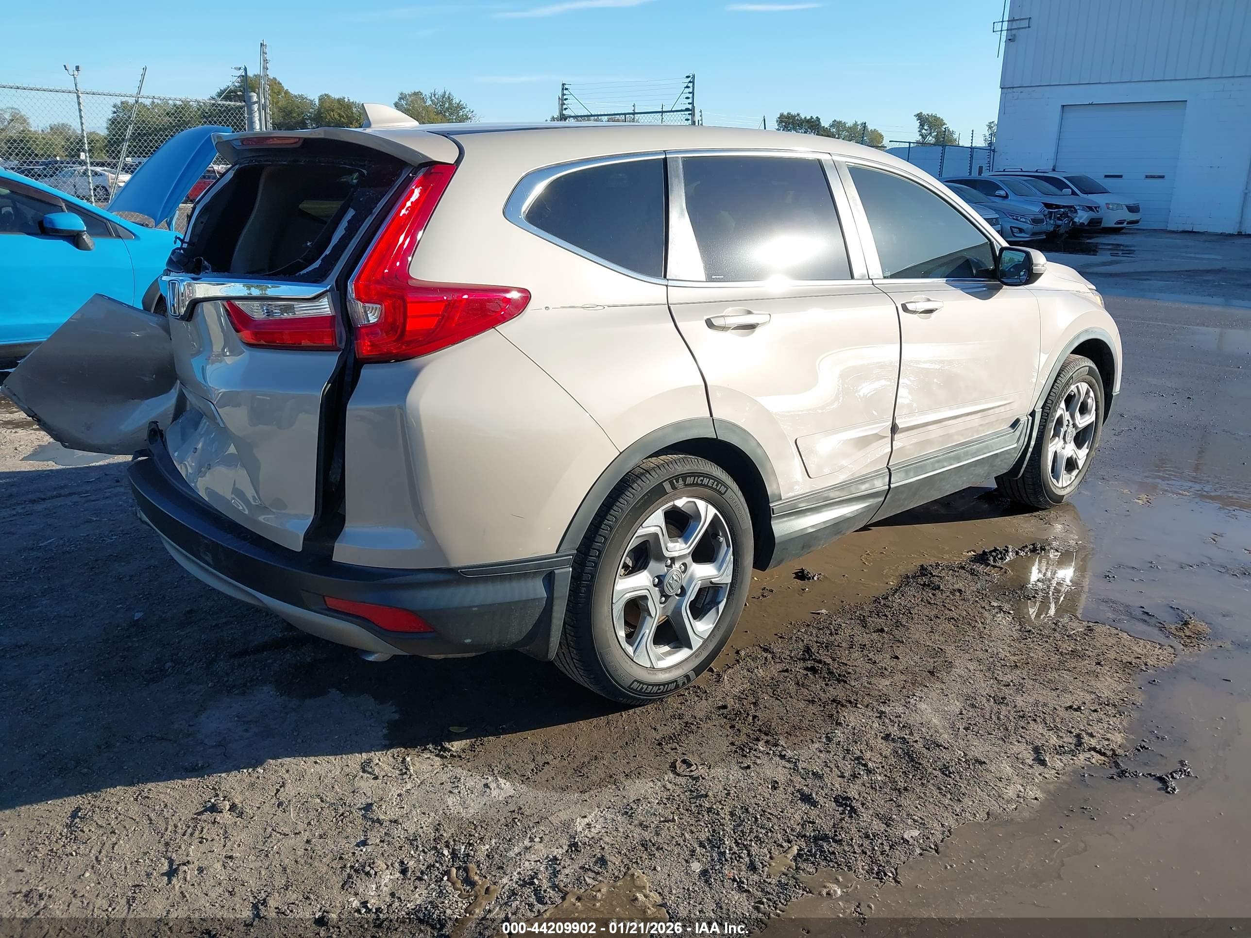 HONDA CR-V image 4