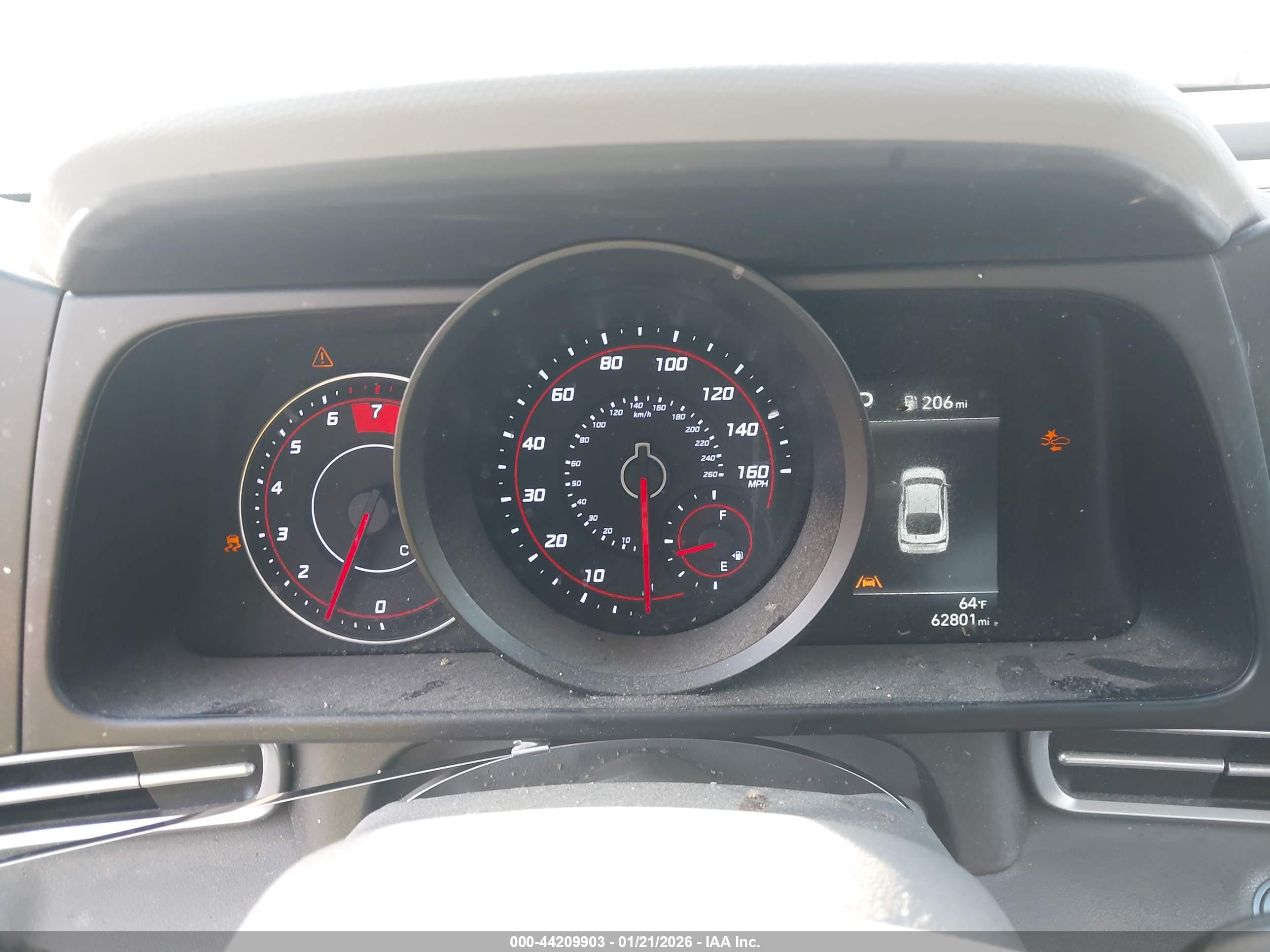 HYUNDAI ELANTRA image 7