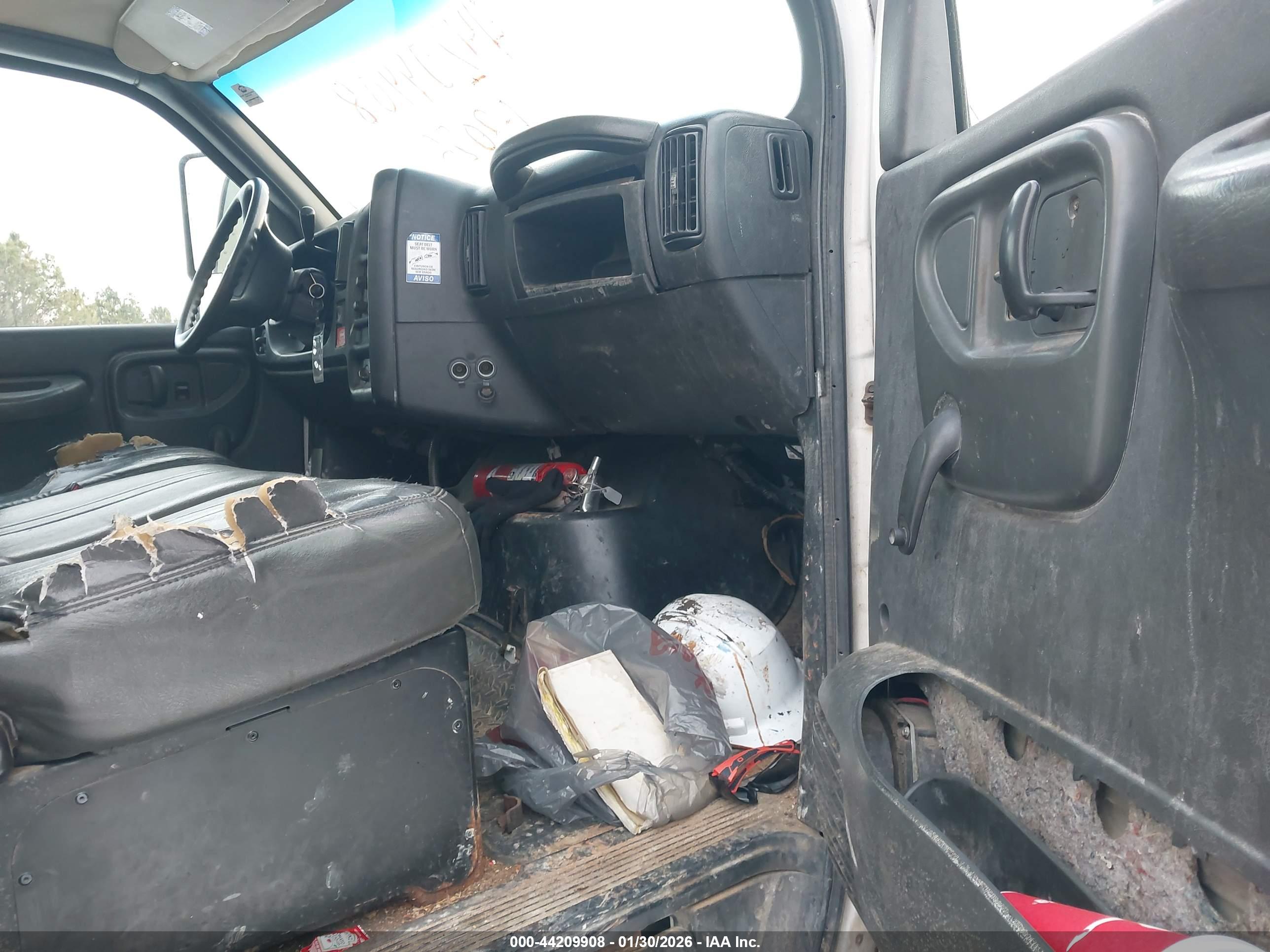 GMC C7500 image 8