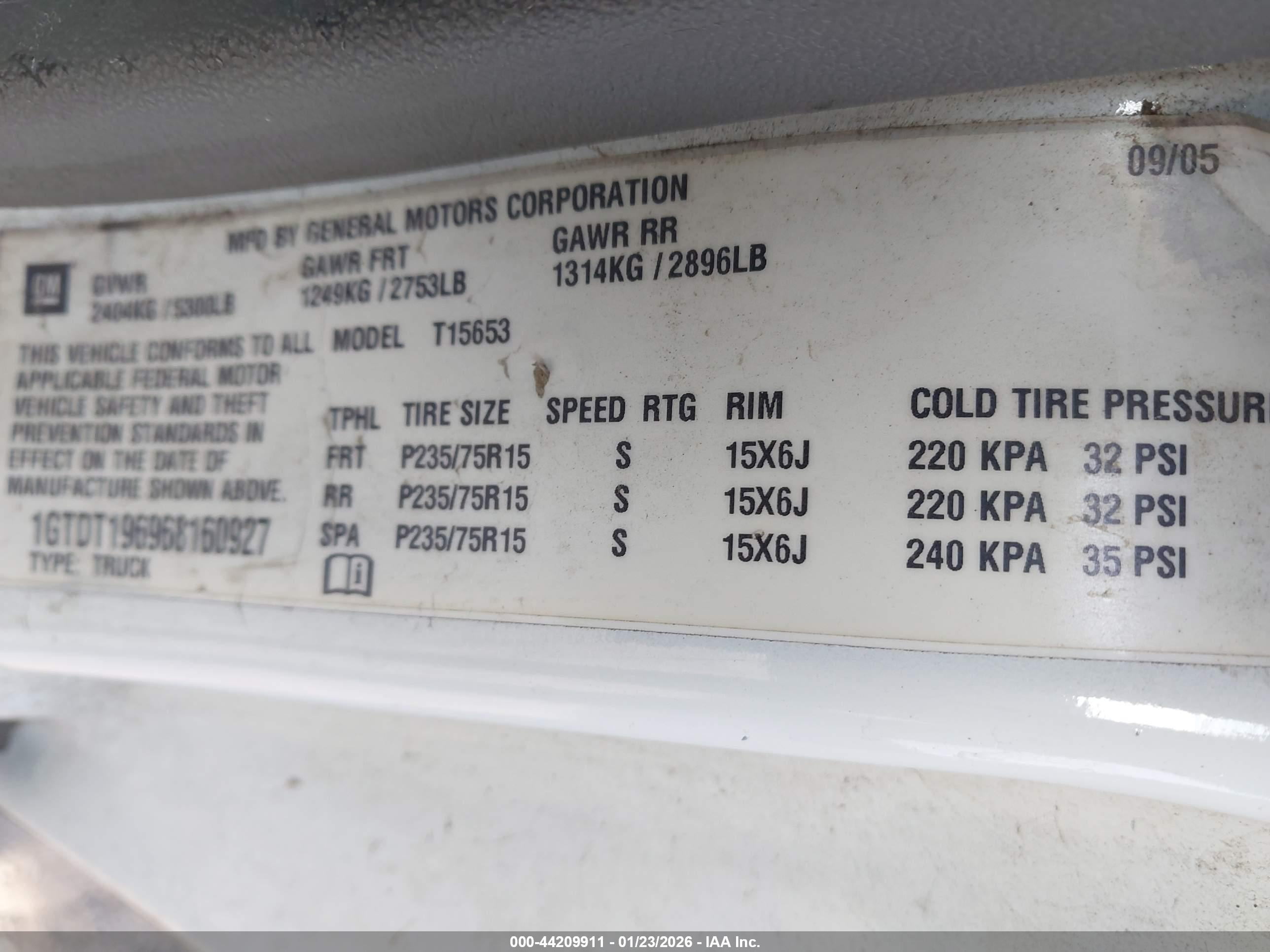 GMC CANYON image 9