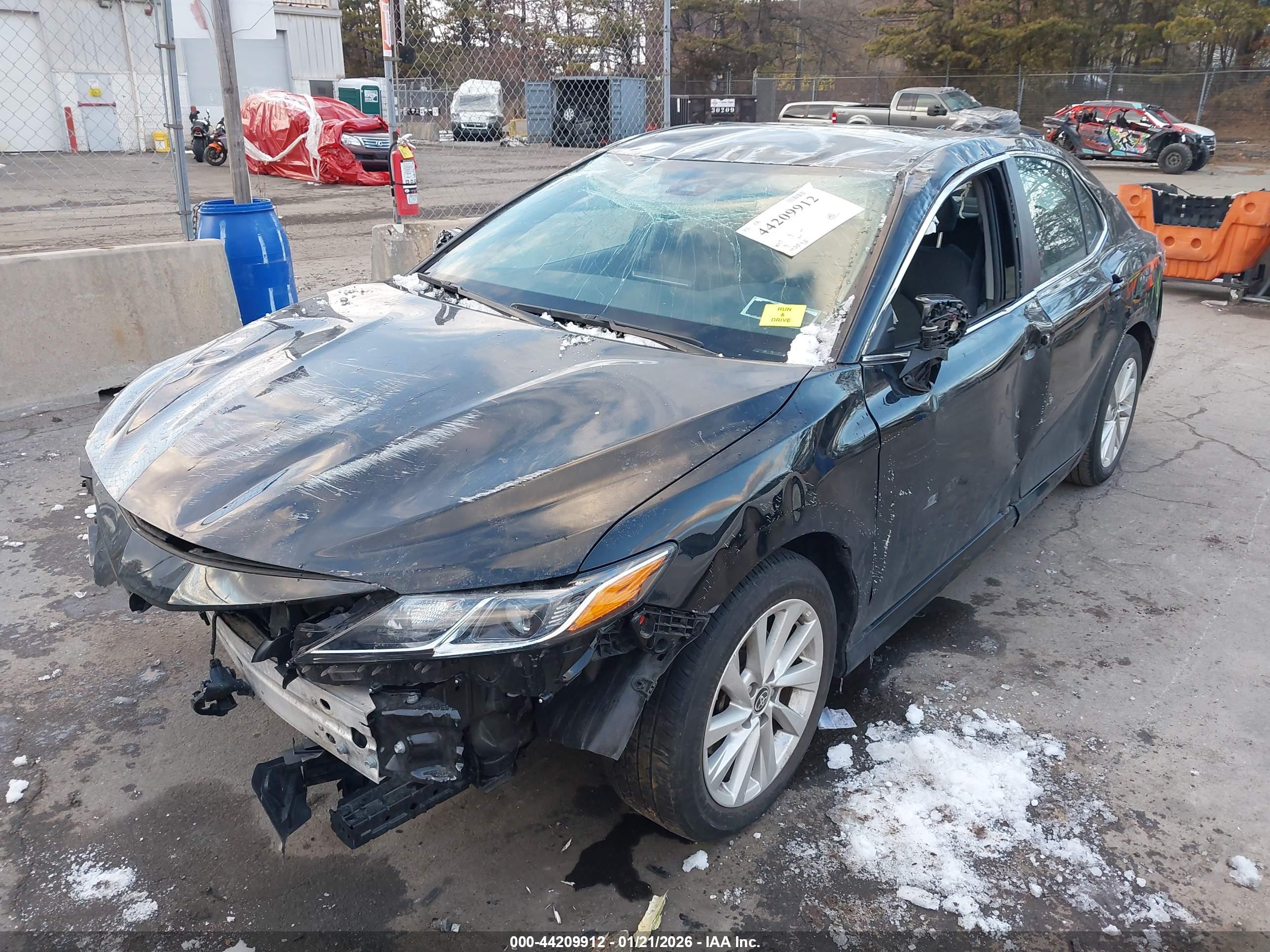 TOYOTA CAMRY image 6