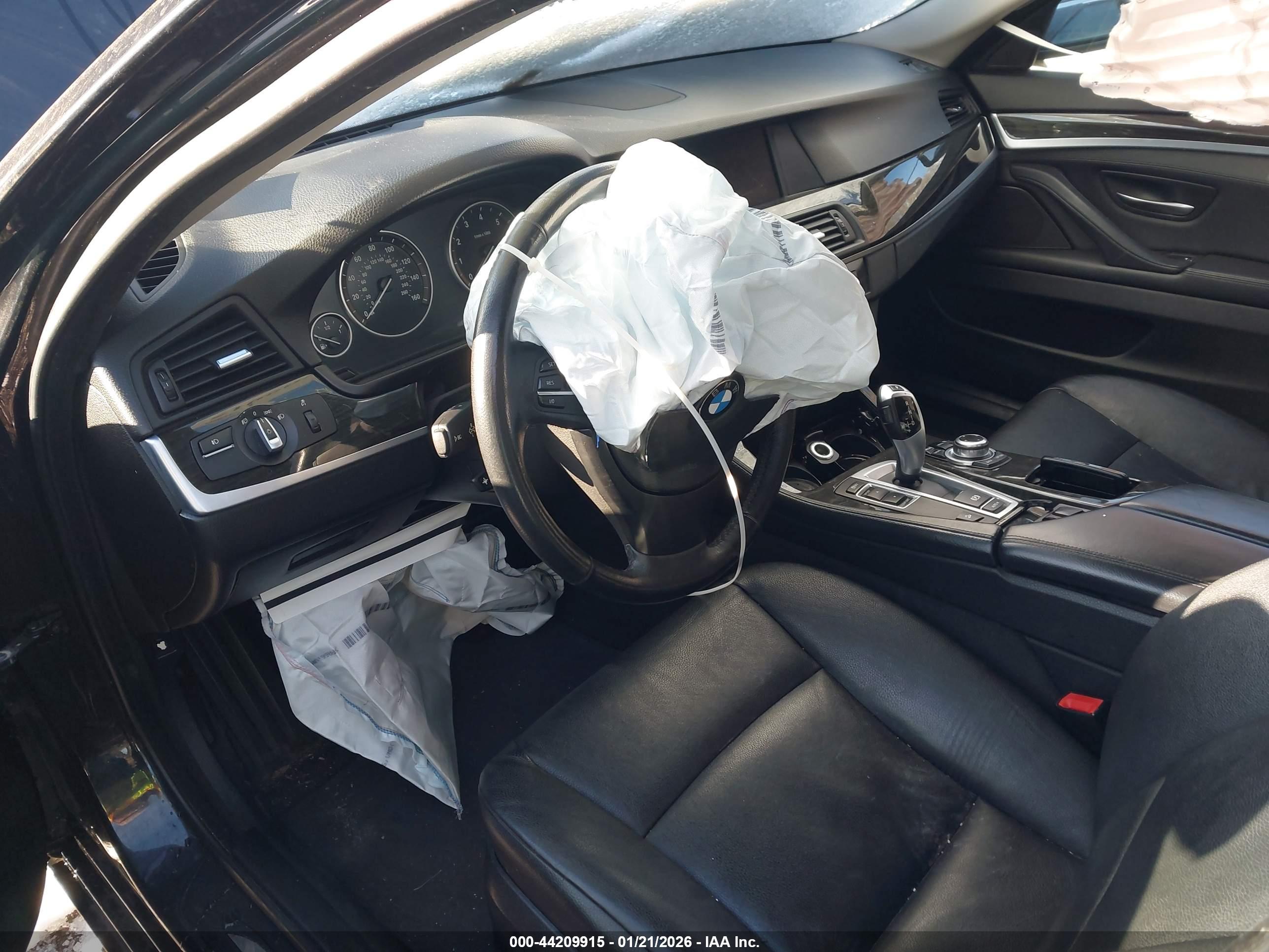 BMW 528I image 5