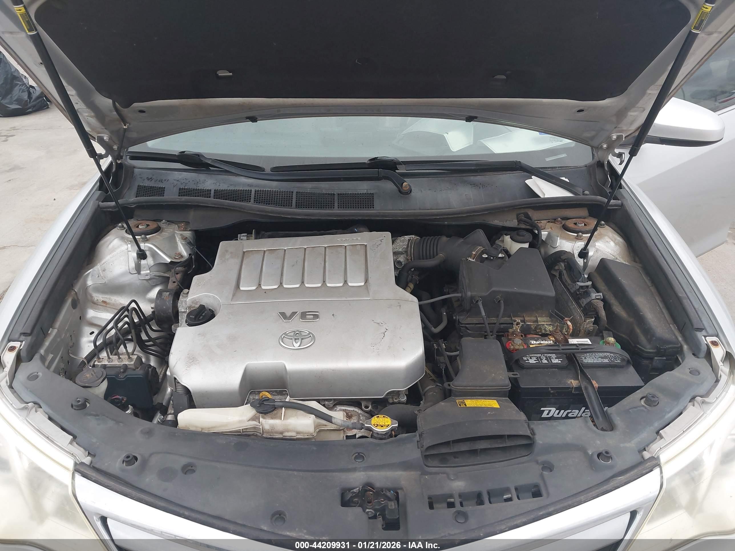 TOYOTA CAMRY image 10
