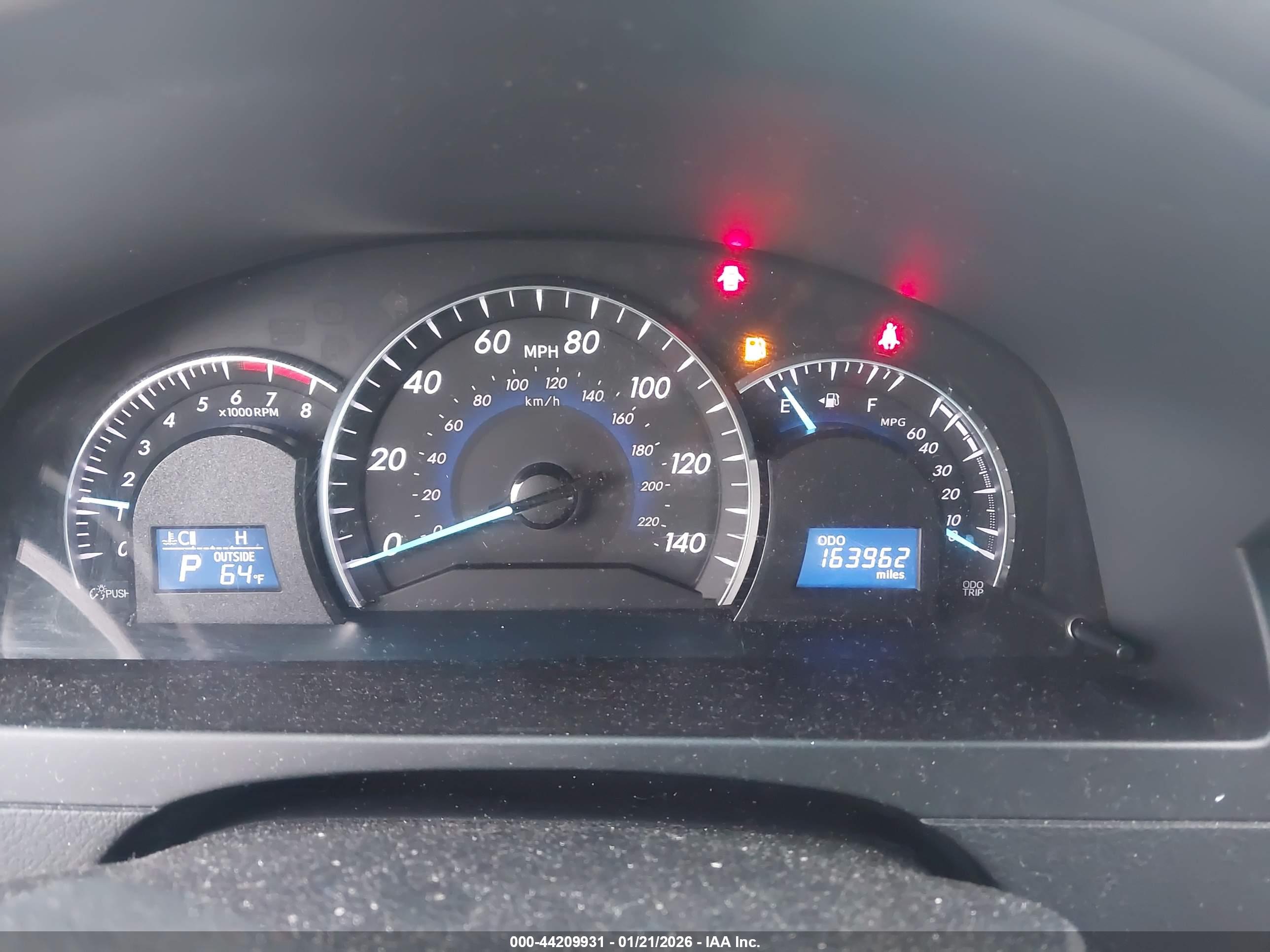 TOYOTA CAMRY image 7
