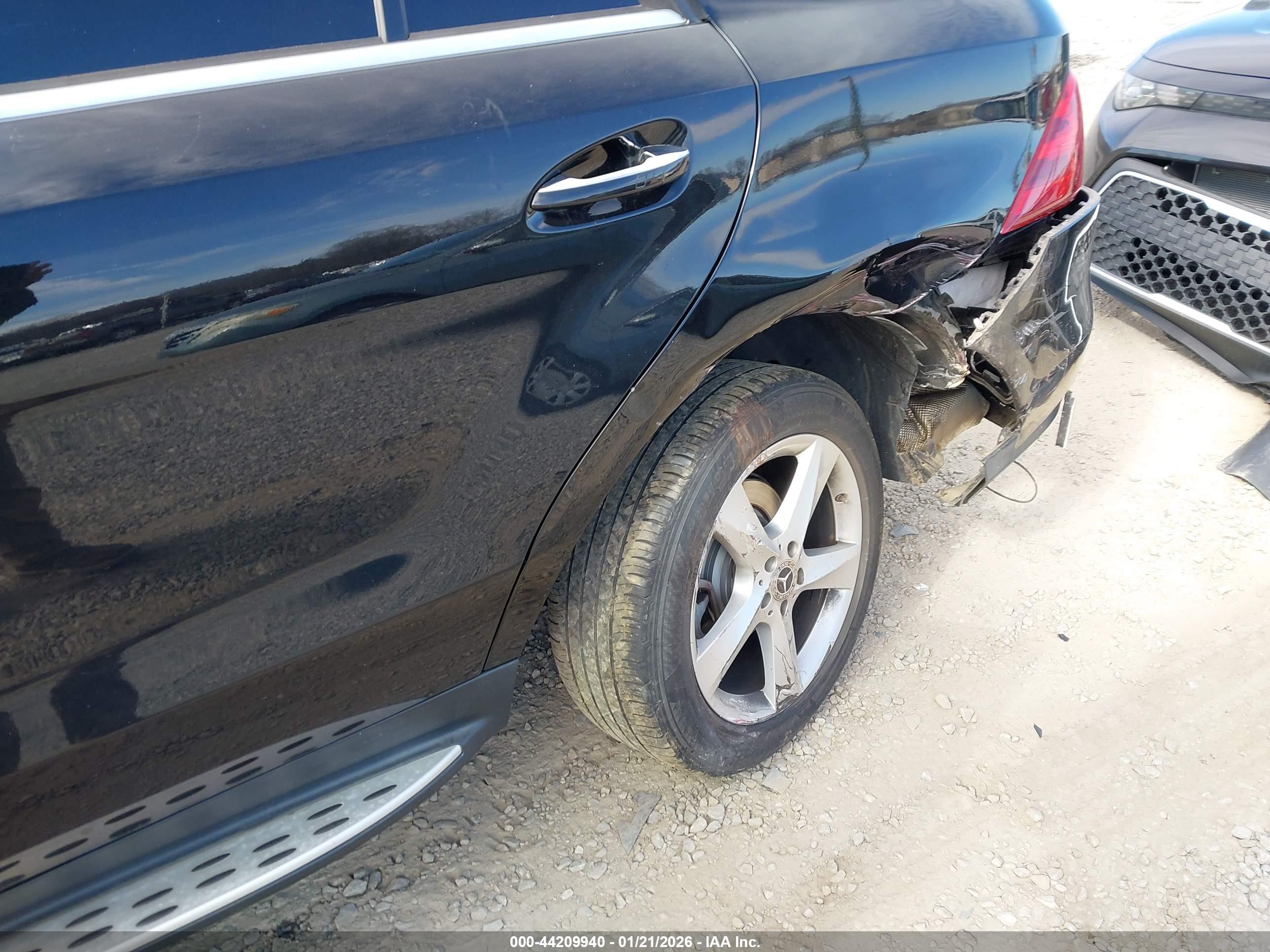MERCEDES-BENZ GLE image 6