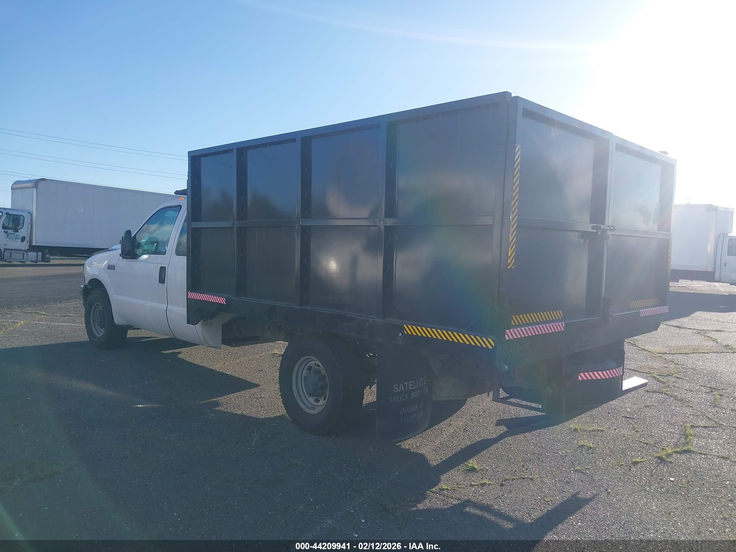 FORD F-350 image 3